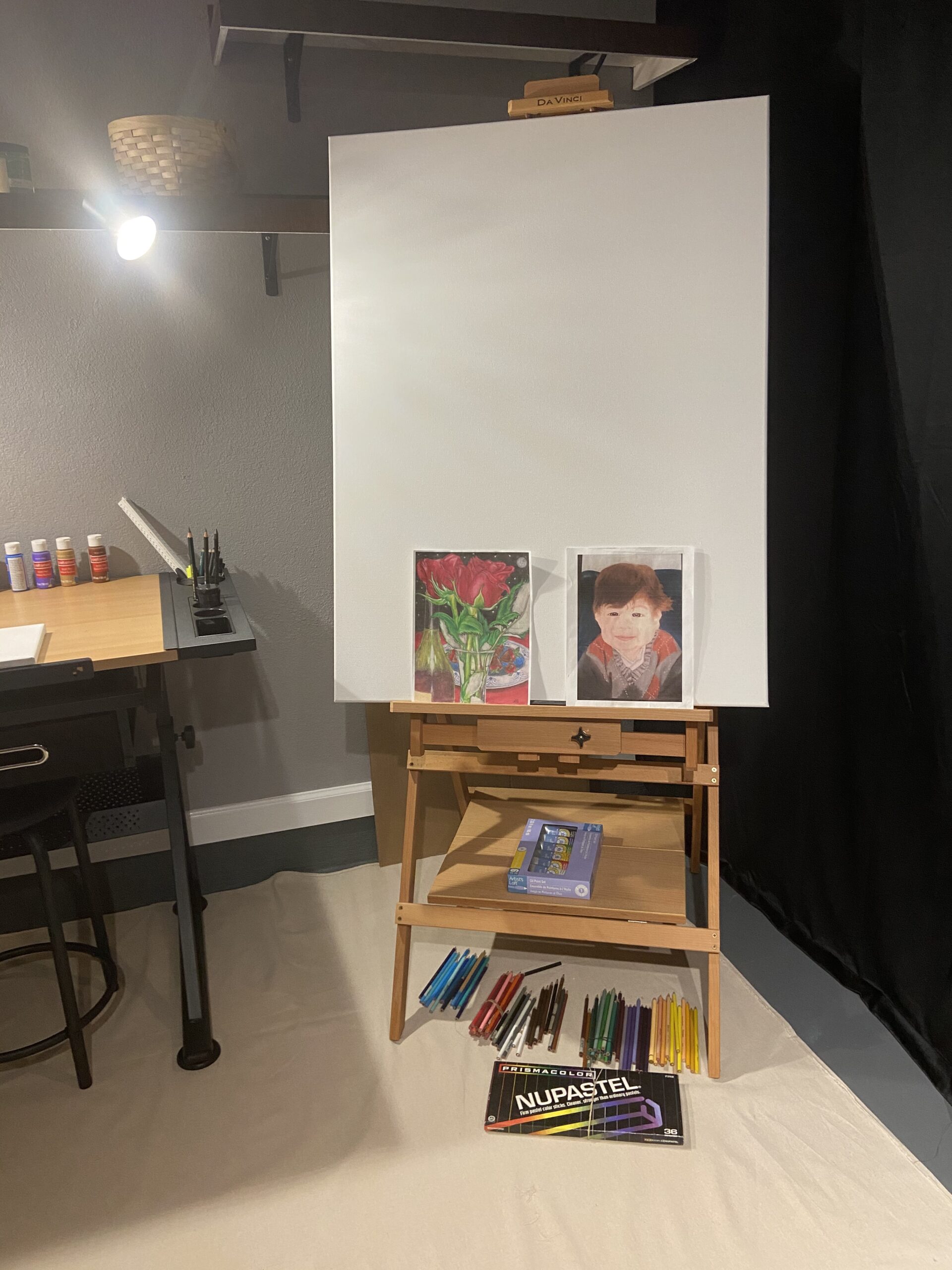 Da Vinci Multimedia Multi-Angle Convertible Artist Easel - Adjustable Center Mast, Hand-Crafted Deluxe Elm Wood, Adjustable Vertical to Flat Drawing Angle, Large Easel for Painting Canvases up to 45in customer photo 1