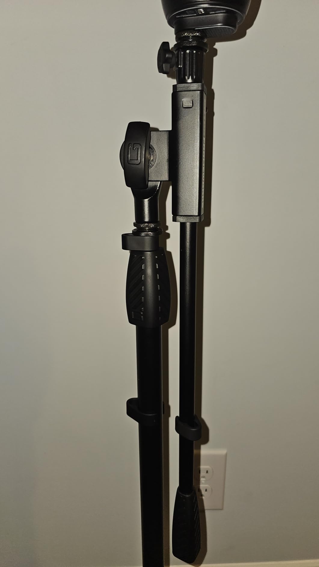 Gator Frameworks Tripod Mic Stand with Boom Arm & Soft Grip Twist Clutch Height Adjustment (GFW-MIC-2020) customer photo 1