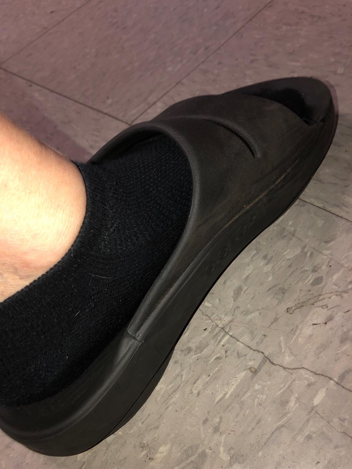 OOFOS OOahh Recovery Slide - Women's and Men's customer photo 1