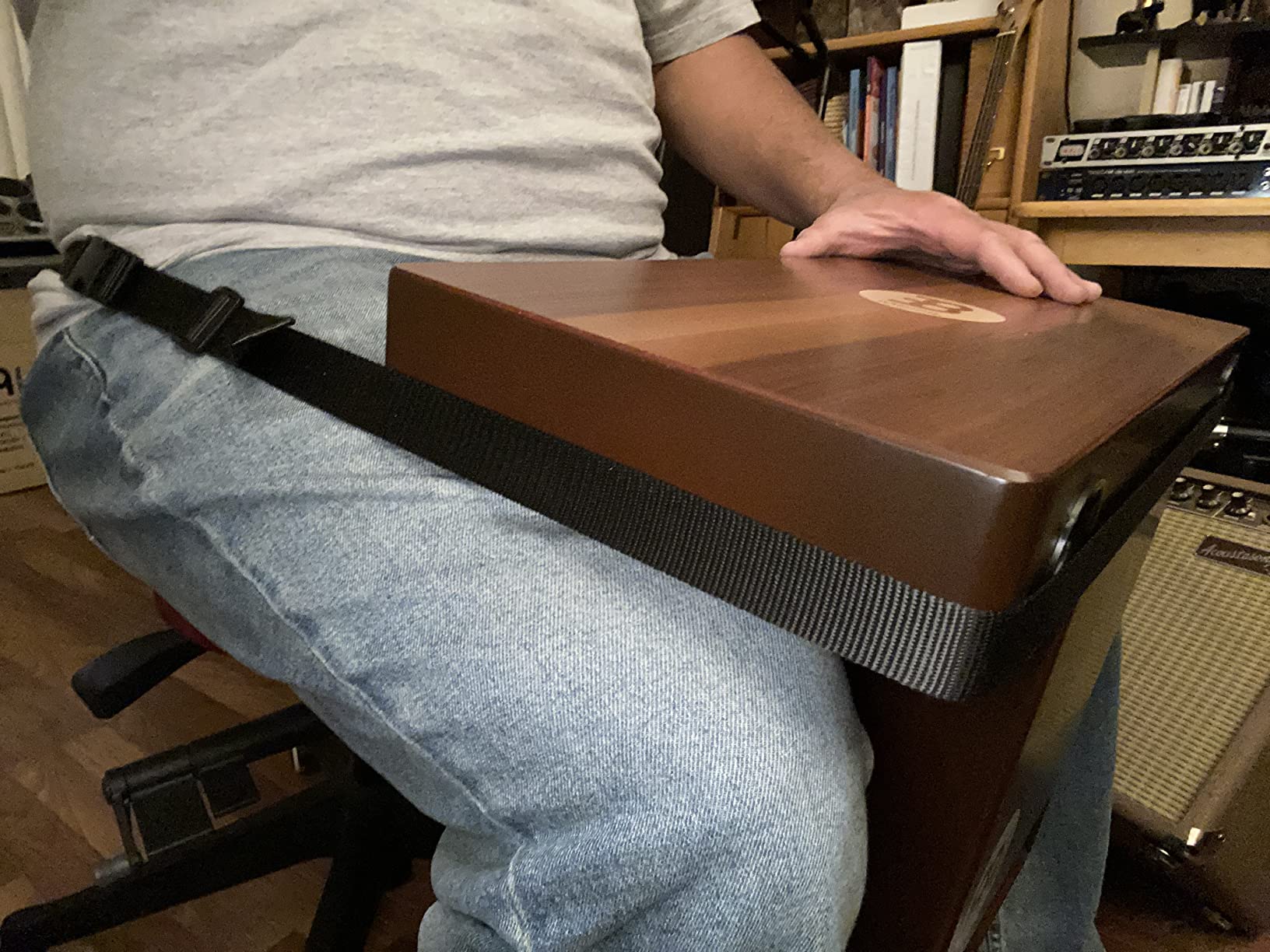 Meinl Slaptop Cajon Box Drum with Internal Snares and Forward Projecting Sound Ports - Walnut Playing Surface, 2-YEAR WARRANTY (TOPCAJ2WN) customer photo 1