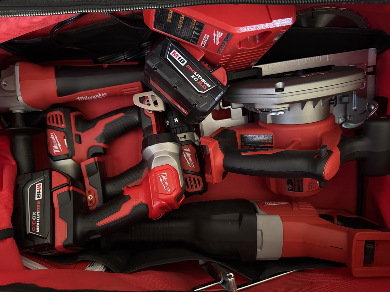 Milwaukee M18 Cordless LITHIUM-ION 6-Tool Combo Kit (2696-26) customer photo 1