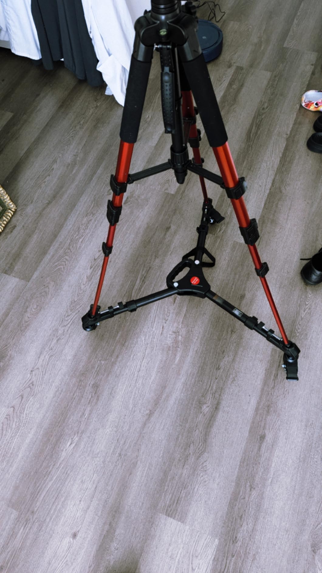 NEEWER Photography Tripod Dolly, Heavy Duty 33lbs Capacity Tripod Wheels with 2 inch Rubber Wheels, Adjustable Leg Mount and Carry Bag customer photo 2