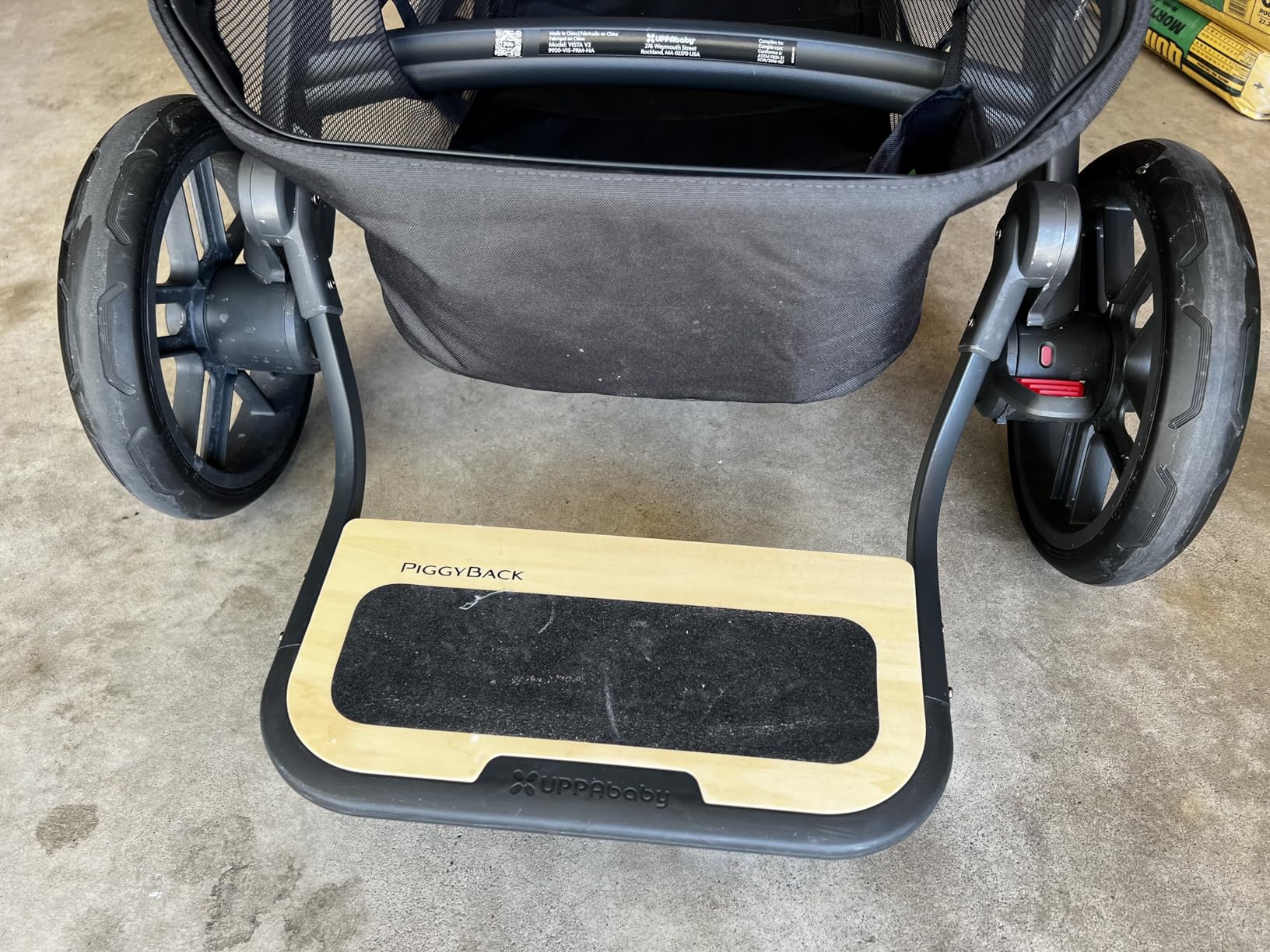 UPPAbaby PiggyBack Ride-Along Board for Vista, Vista V2, and Vista V3 Strollers / Quick Attachment for Children to Stand + Stroll / 55 lbs. Weight Capacity customer photo 2