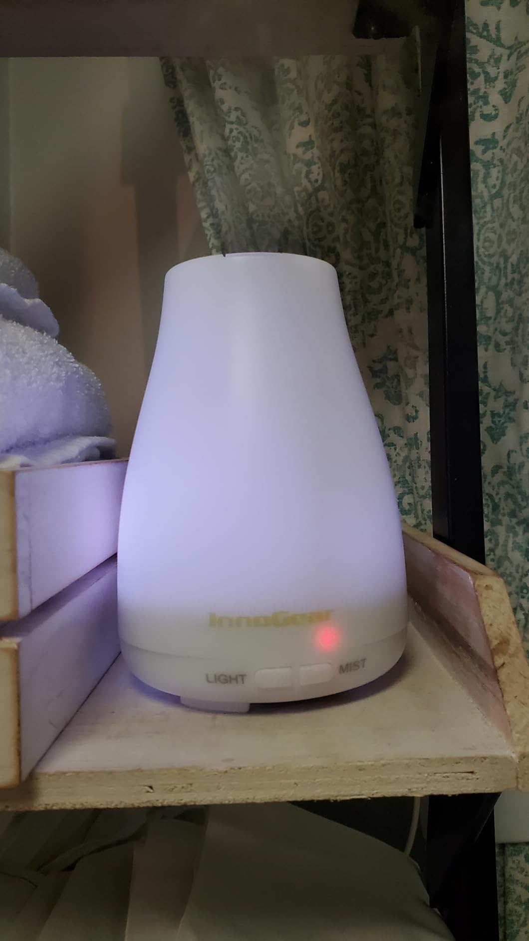InnoGear Essential Oil Diffuser, Ultrasonic Diffusers for Home Aromatherapy Humidifier for Bedroom Room 7 Colors LED 2 Mist Mode Auto Off, Basic White customer photo 1