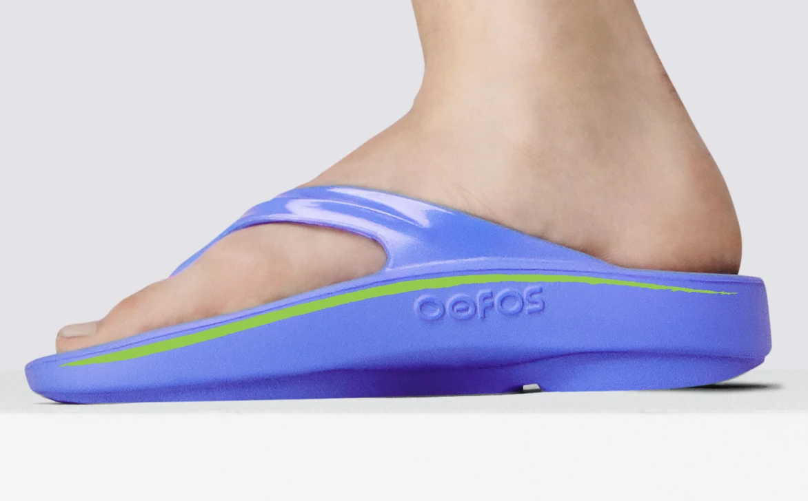 OOFOS OOlala Recovery Sandal - Women's customer photo 2