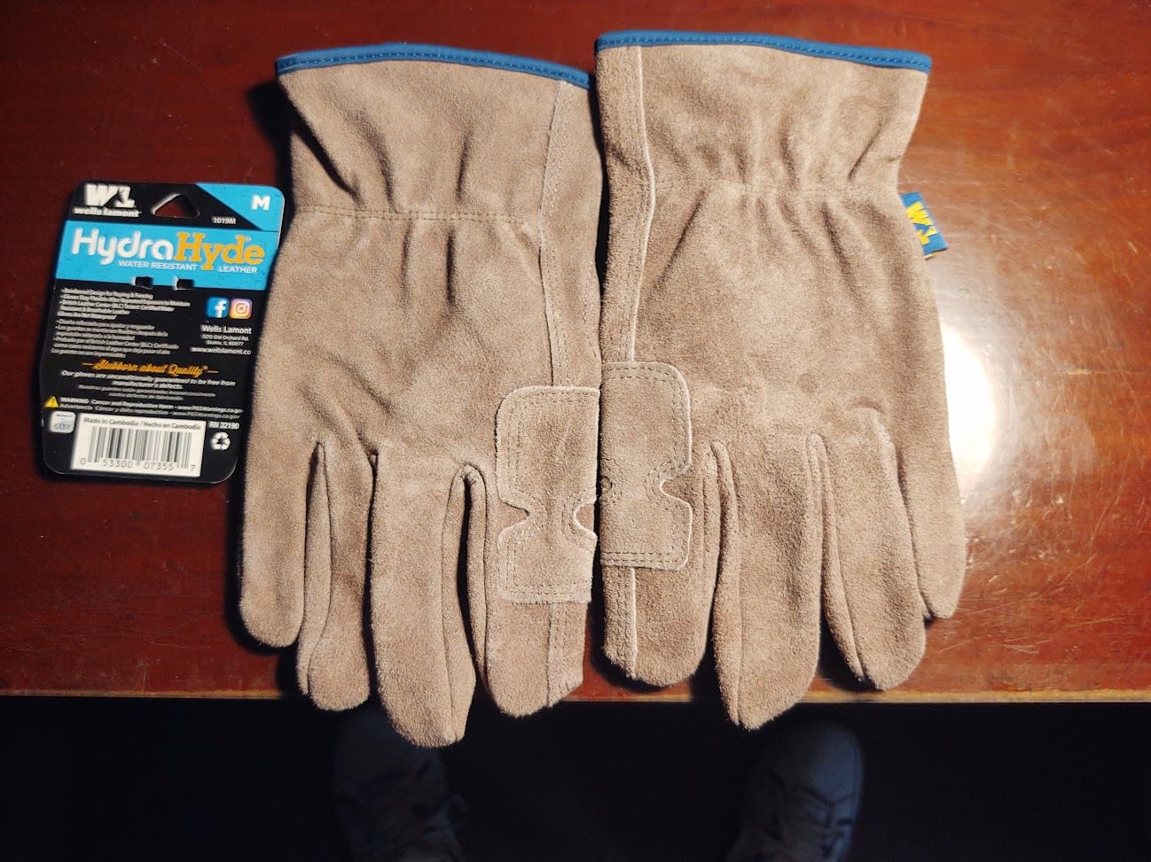 Wells Lamont Men's HydraHyde Leather Work Gloves, Water-Resistant Split Cowhide, Reinforced Palm for Ranching, Fencing, and Construction customer photo 1