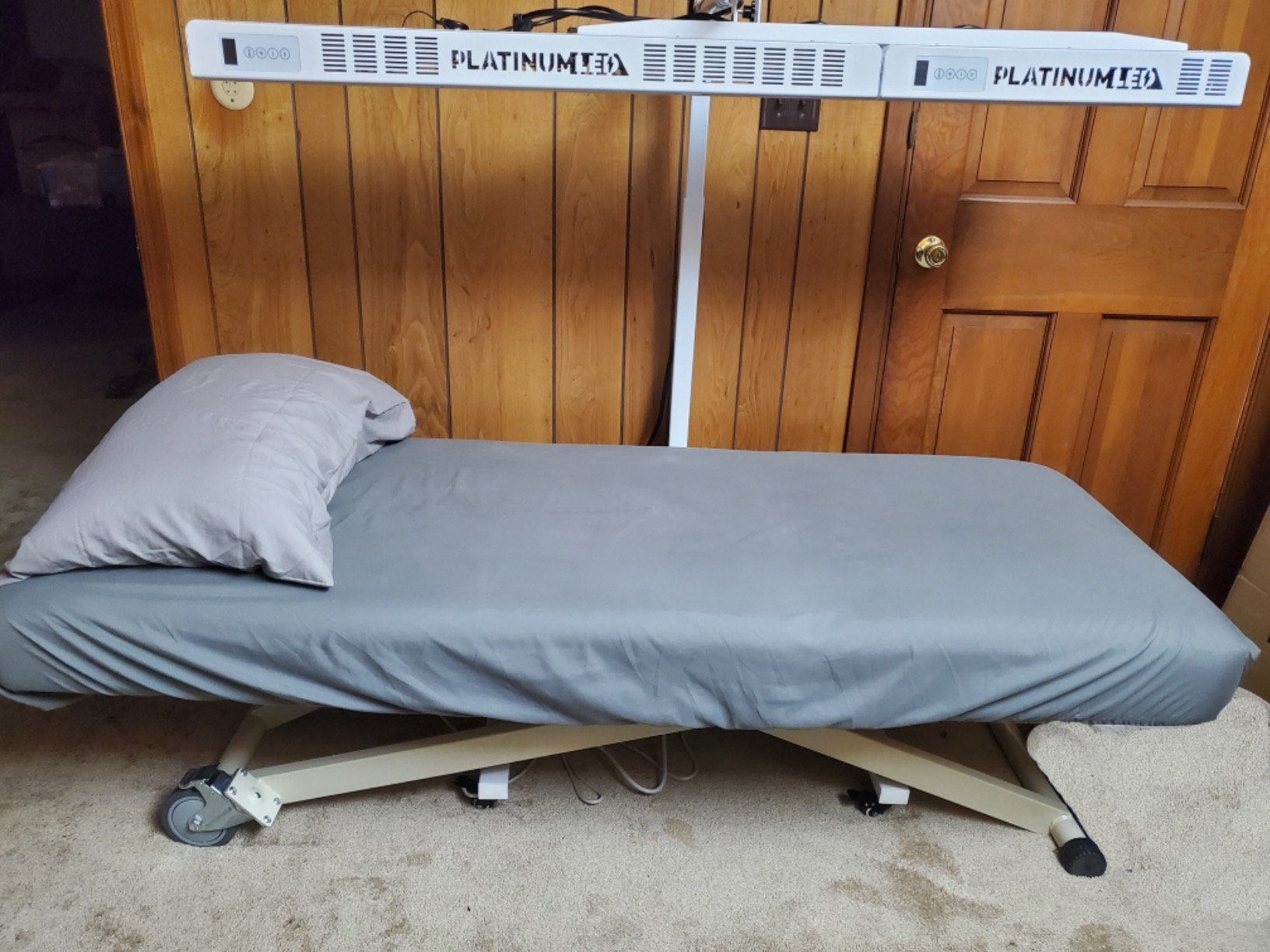 Sierra Comfort Standard 2-Section Electric Lift Massage Table customer photo 2