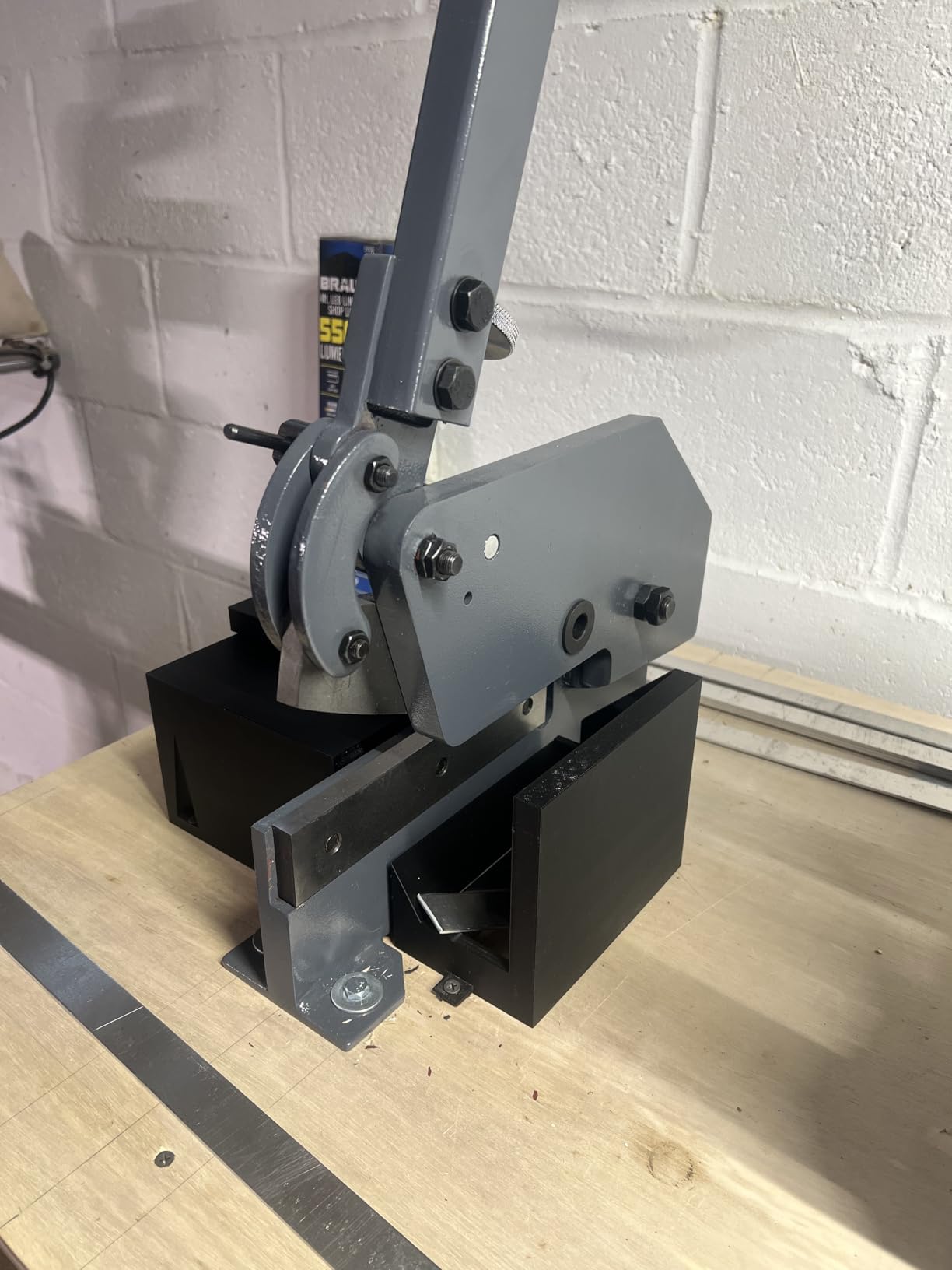 KAKA INDUSTRIAL Manual Metal Shear HS-12, 12 inch Throatless Cutting Machine for Sheet Metal, Plate Steel and Round Bars - Portable Workbench-Mounted Tool customer photo 2