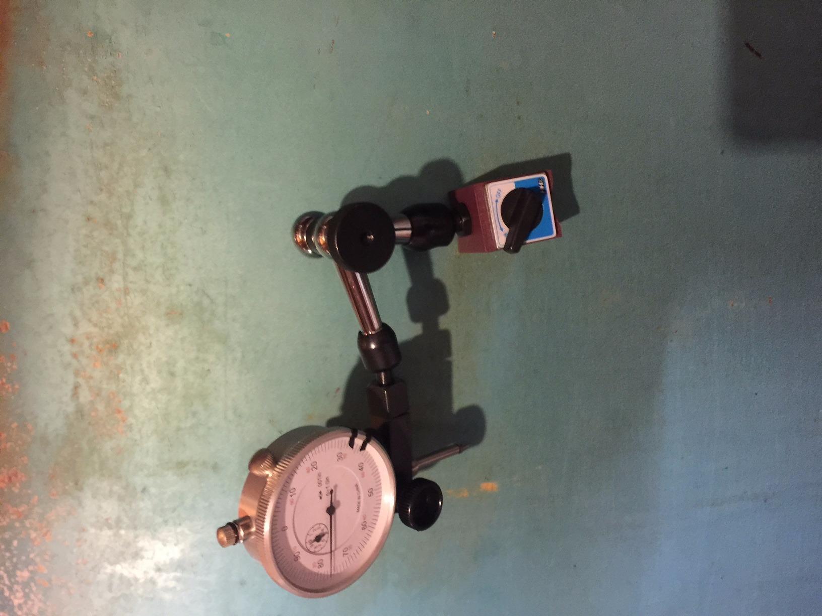 HHIP 4401-0811 Mini Universal Magnetic Base with Fine customer photo 1