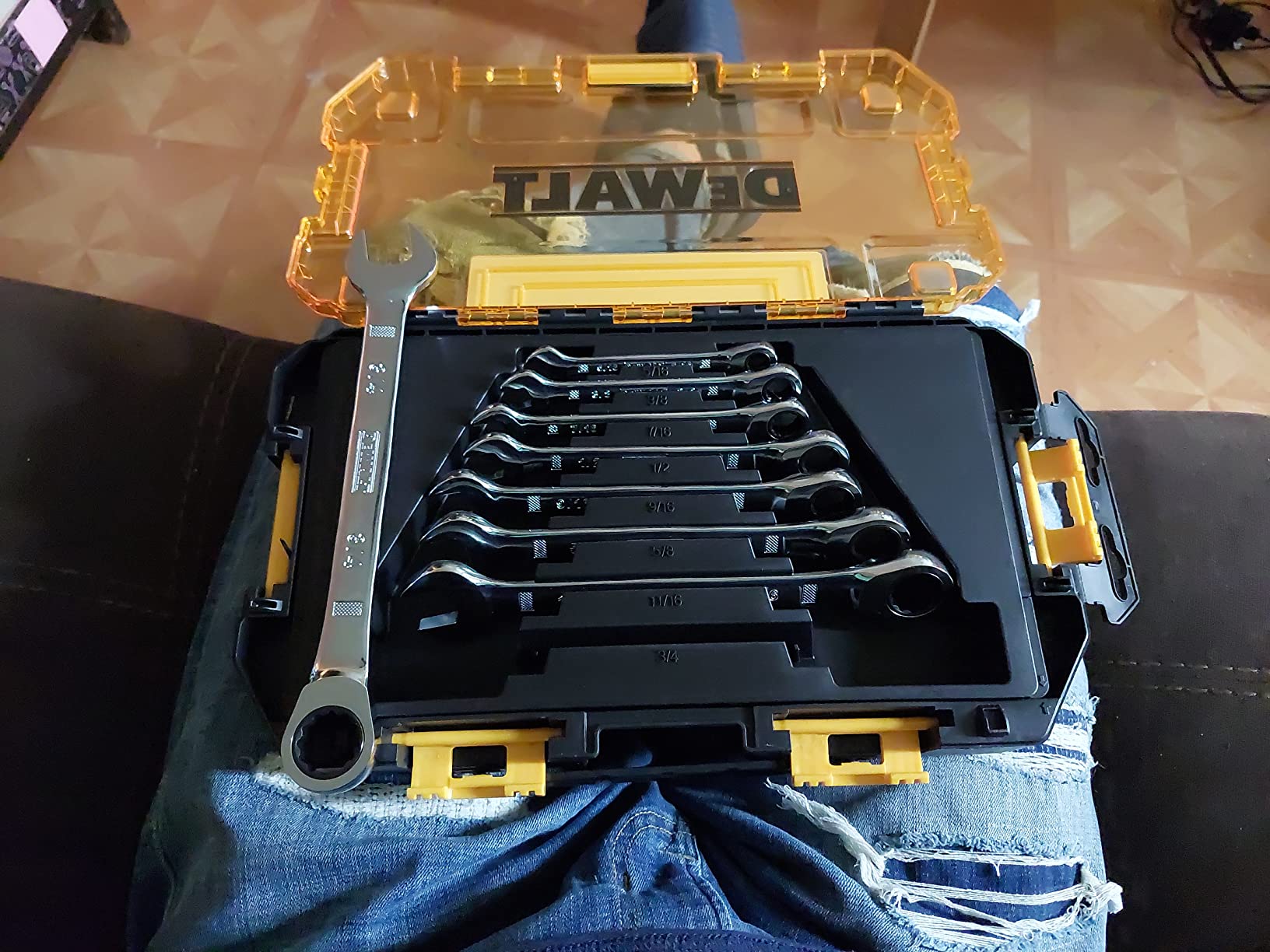 DEWALT Tough Box 8 PC SAE Ratcheting Combination Wrench Set customer photo 1
