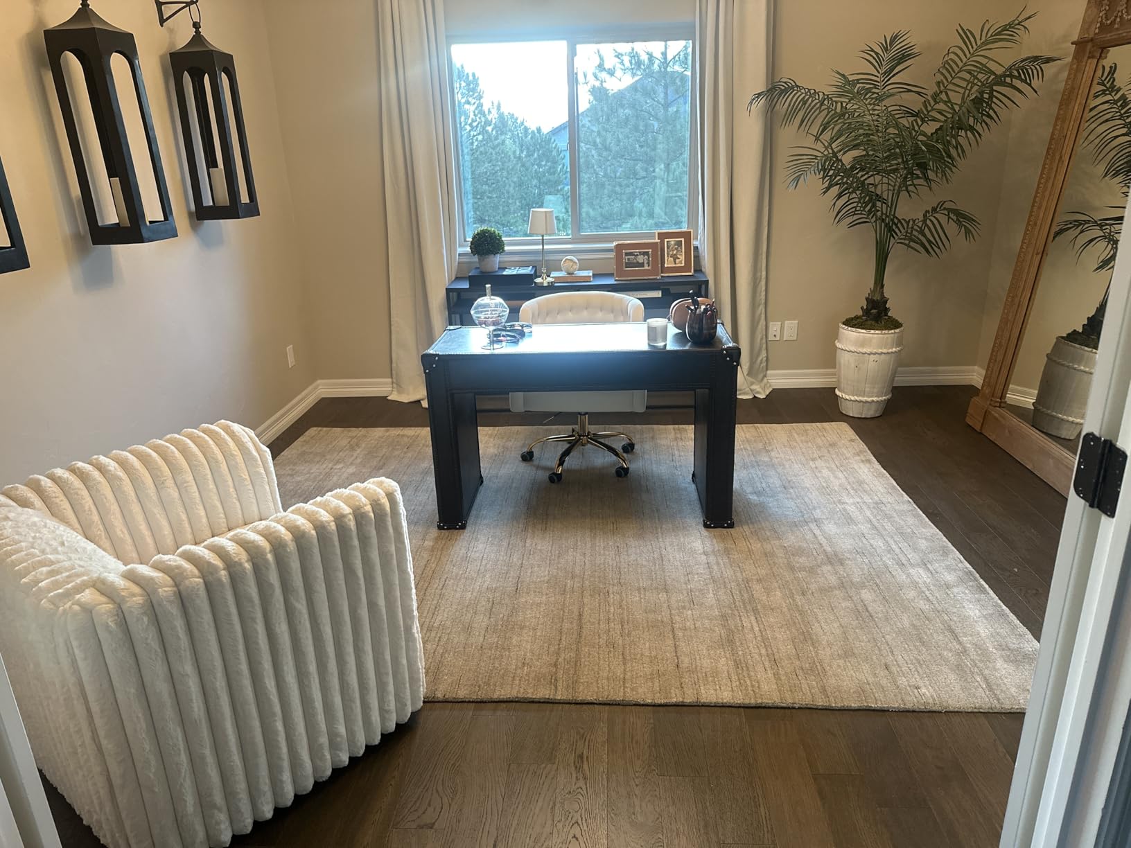 SAFAVIEH Himalaya Collection Area Rug - 9' x 12', Stone, Handmade Wool, Ideal for High Traffic Areas in Living Room, Bedroom (HIM820A) customer photo 2