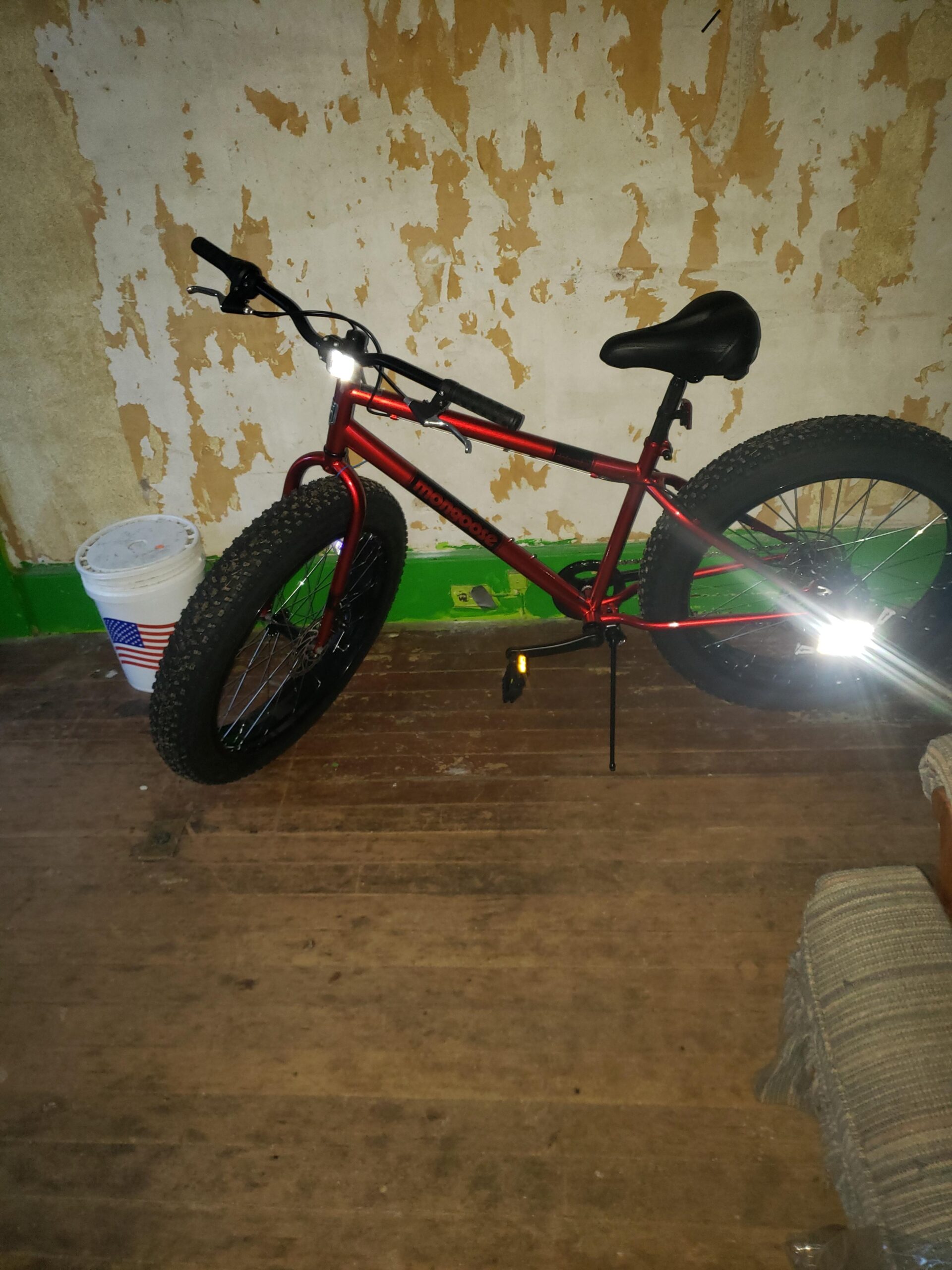 Mongoose Dolomite Fat Tire Mountain Bike, For Men and Women, 26 Inch Wheels, 4 Inch Wide Knobby Tires, 7-Speed, Adult Steel Frame, Front and Rear Brakes, Red customer photo 2
