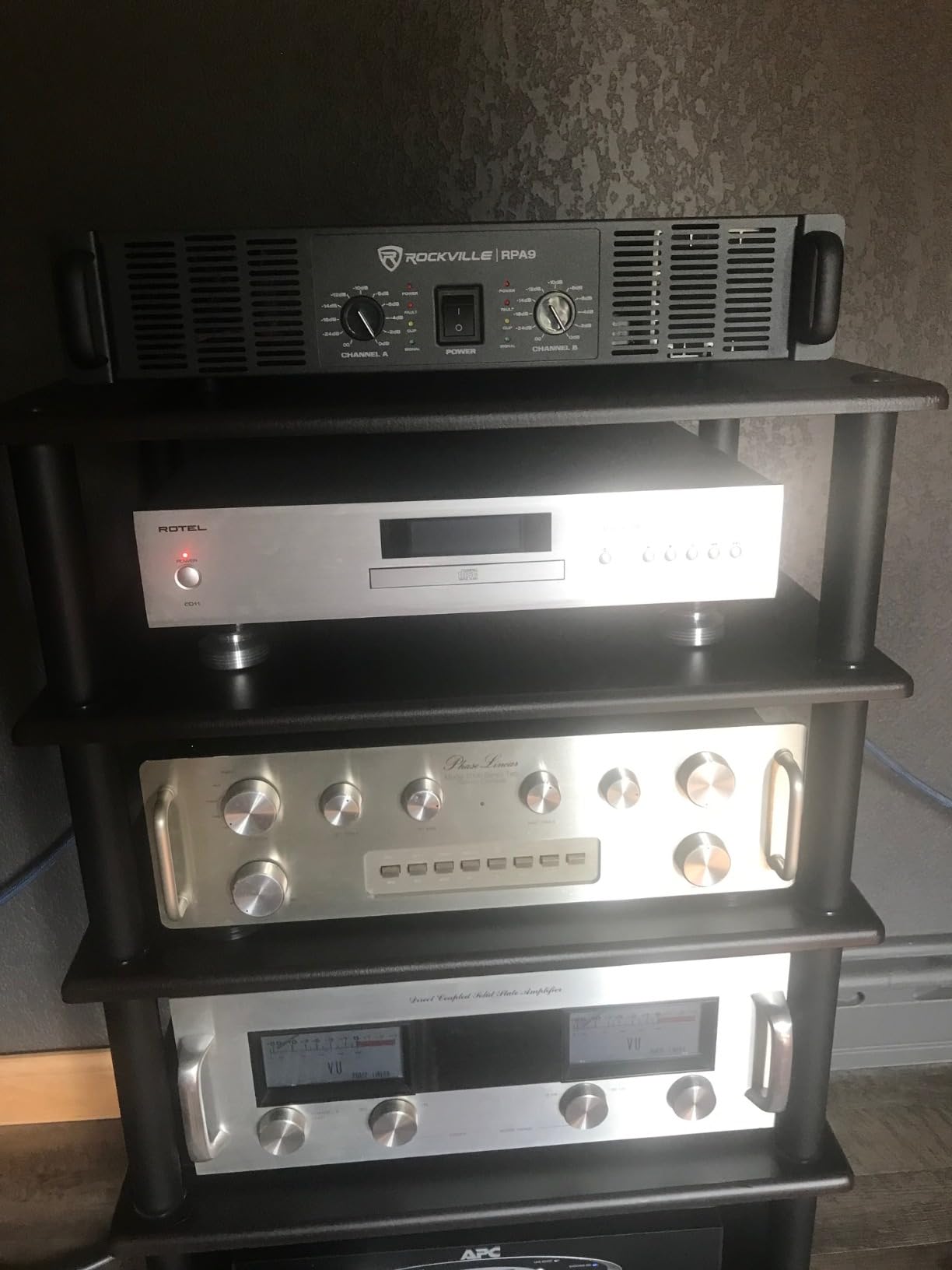 Rockville RPA9 3000W Peak/800W RMS 2 Channel Power Amplifier, High Output, Durable Build, Versatile Inputs, for DJs and Pro Audio customer photo 2