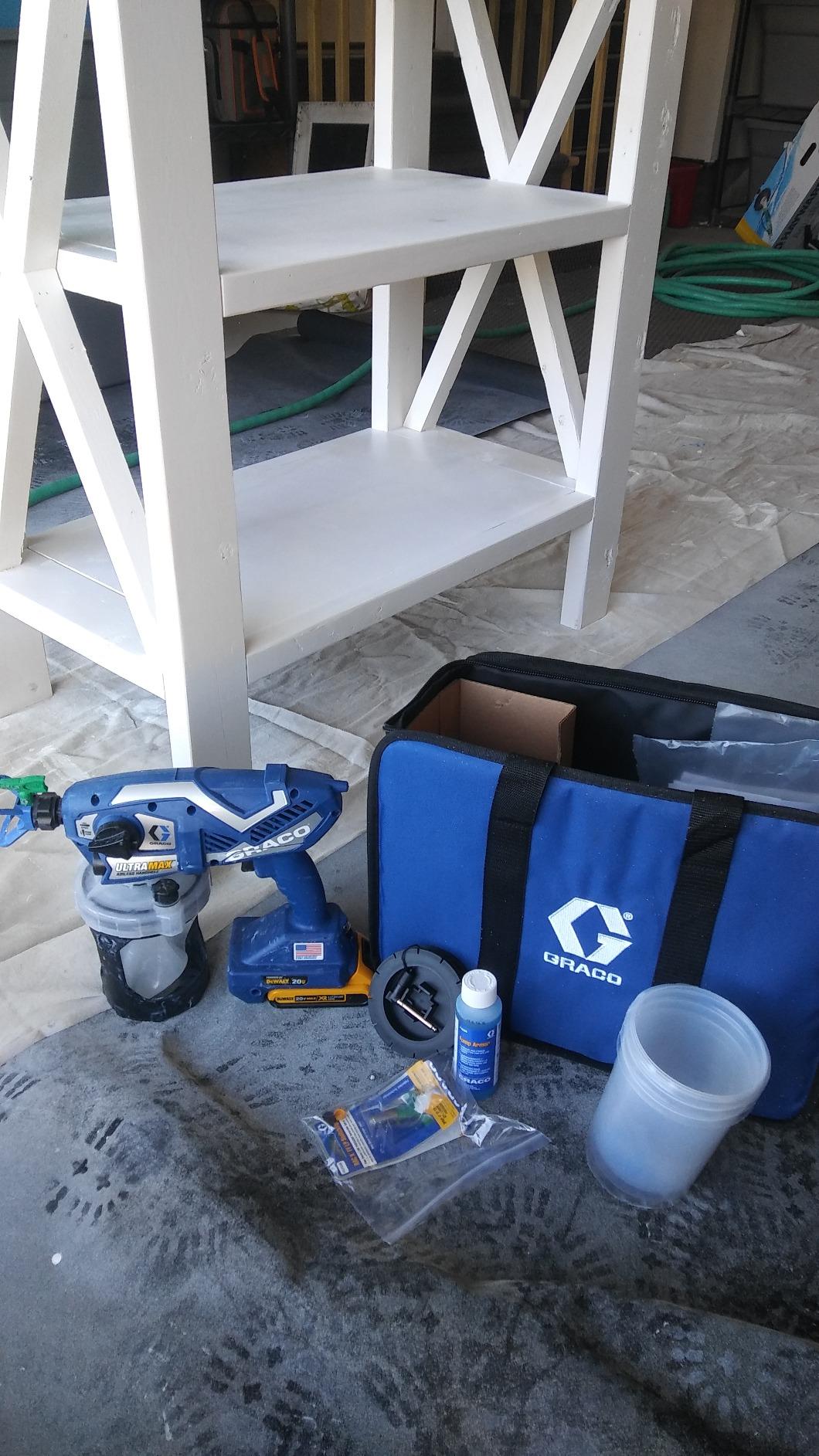 Graco Ultra Max Cordless Airless Handheld Paint Sprayer 17M367 customer photo 1
