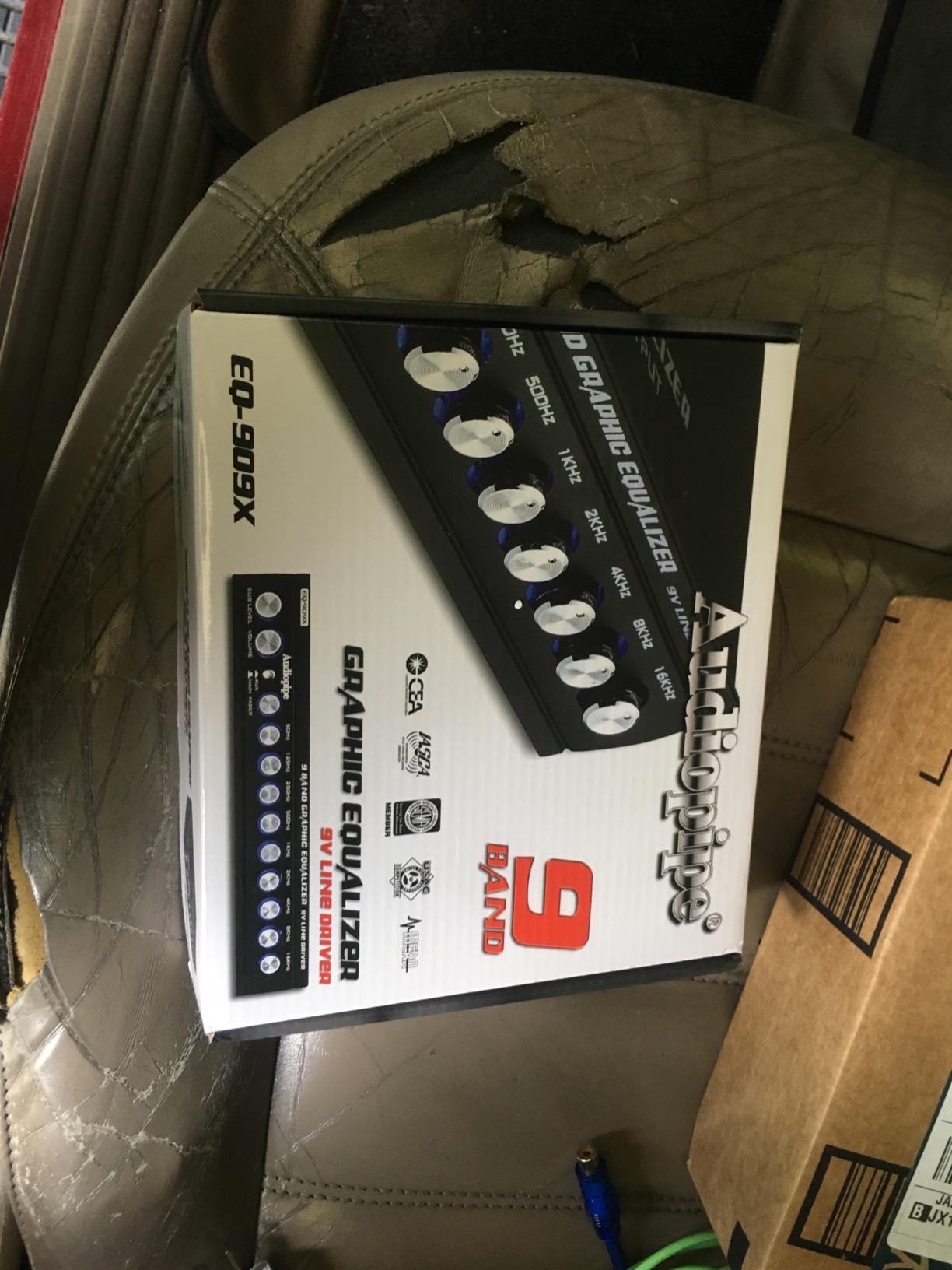 Audiopipe 9 Band Graphic Equalizer with 9V LINE DRIVER (EQ-909X) customer photo 1