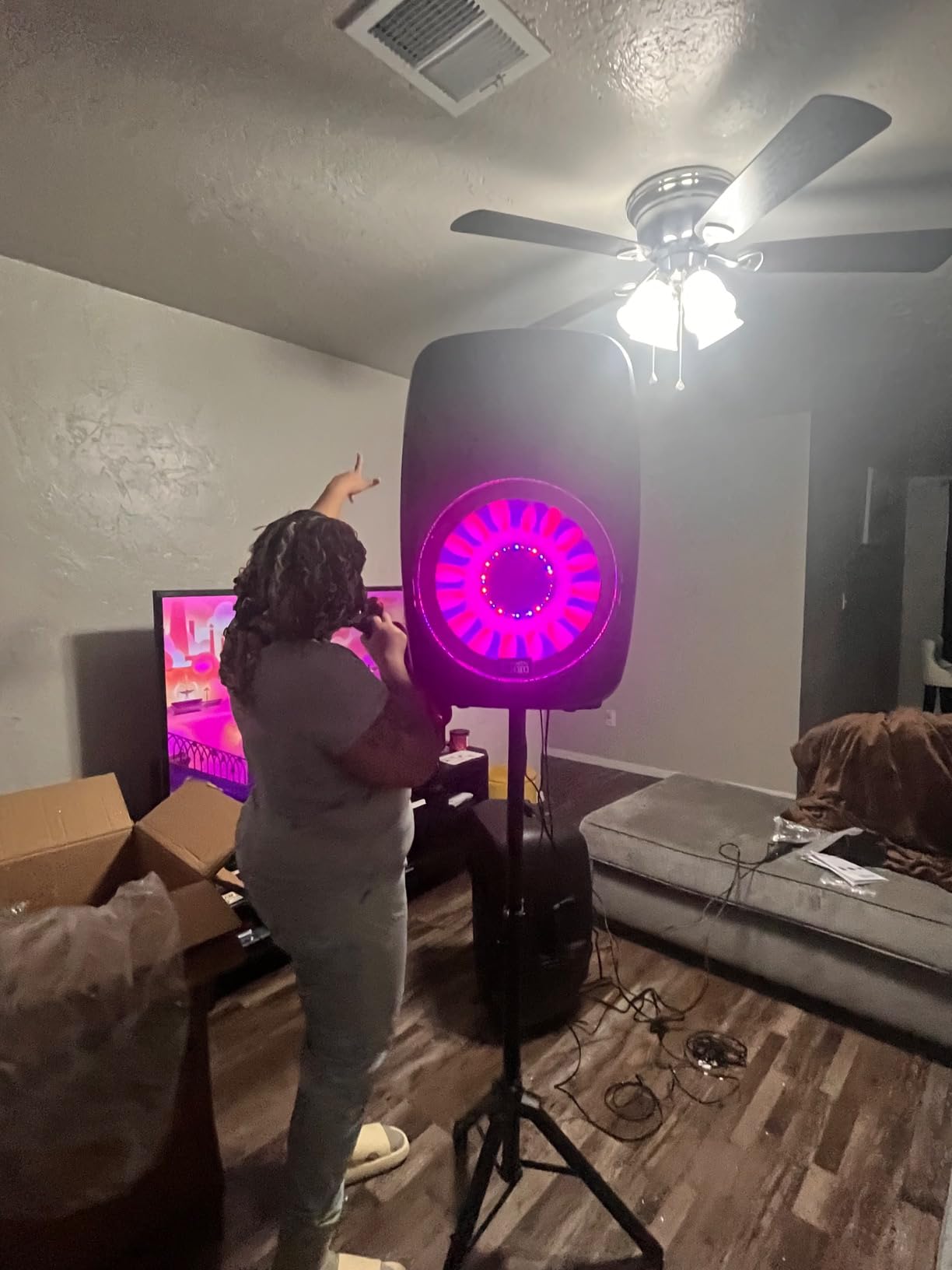 Acoustic Audio by Goldwood 1000W Bluetooth Speaker with Flashing LED, Large Plug-In PA System with Stand, Mic, & Remote for Karaoke, DJ, or Tailgate Party customer photo 2