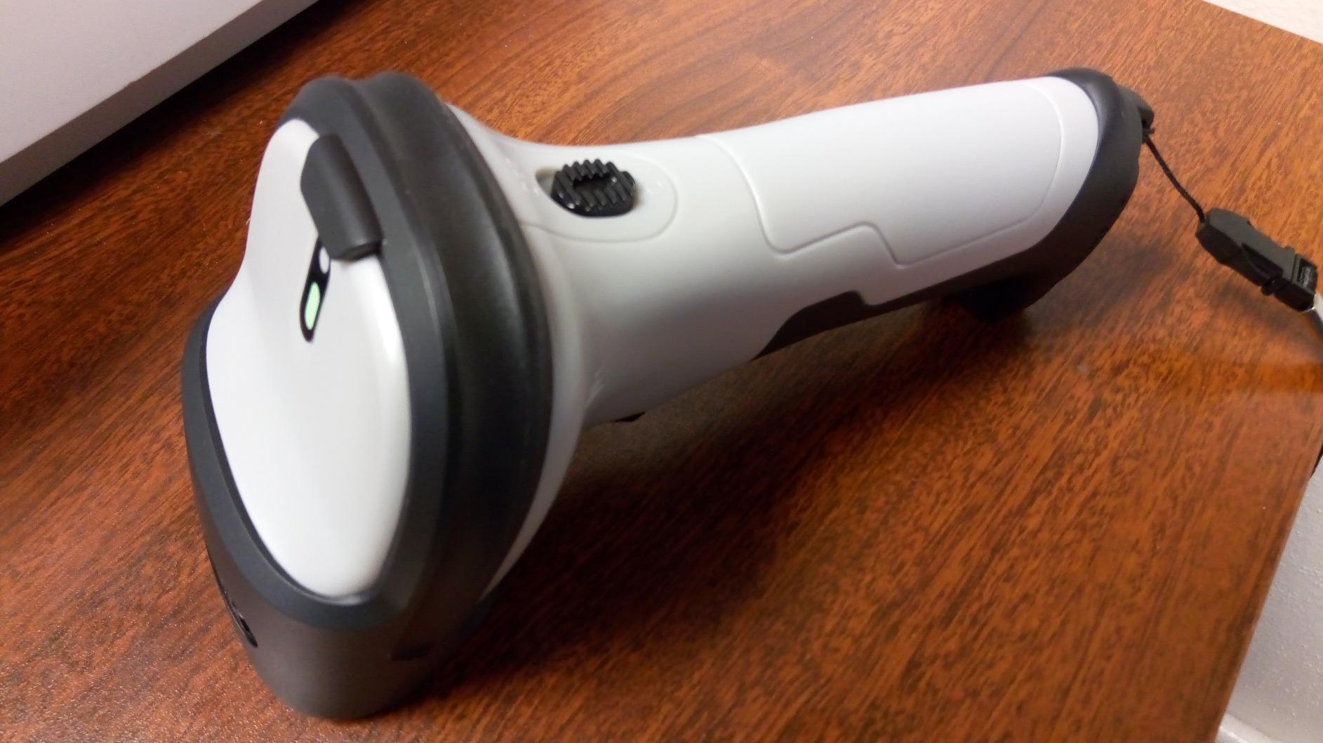 Inateck Bluetooth Barcode Scanner, 1 Charge 180 Days Standby, 115FT Range, Automatic Fast and Precise scanning, BCST-70 customer photo 1