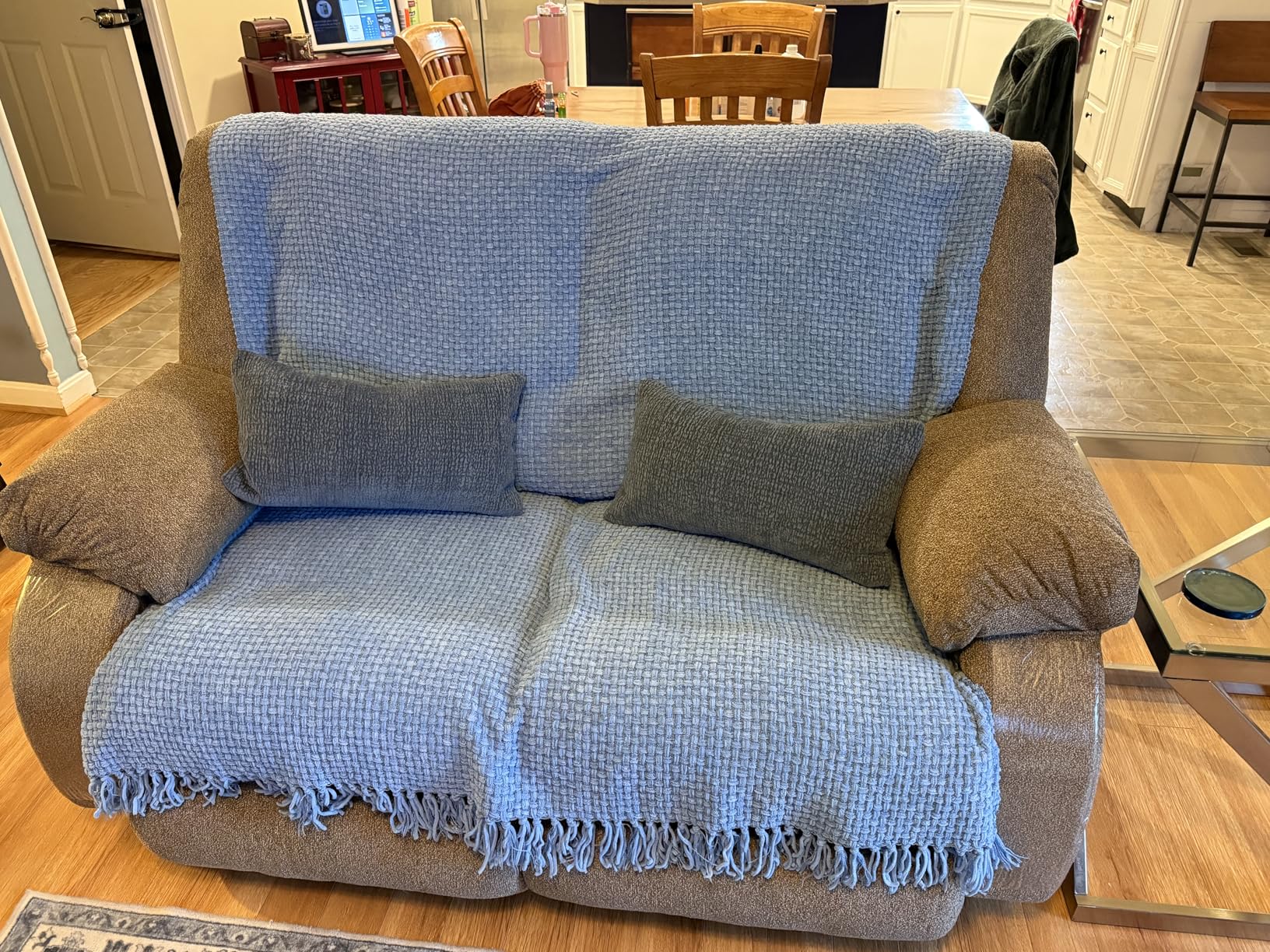 Signature Design by Ashley Tulen Modern Manual Pull Tab Reclining Sofa, Dark Gray customer photo 1
