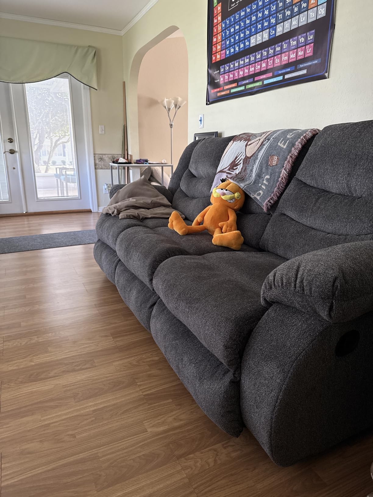 Signature Design by Ashley Tulen Modern Manual Pull Tab Reclining Sofa, Dark Gray customer photo 2