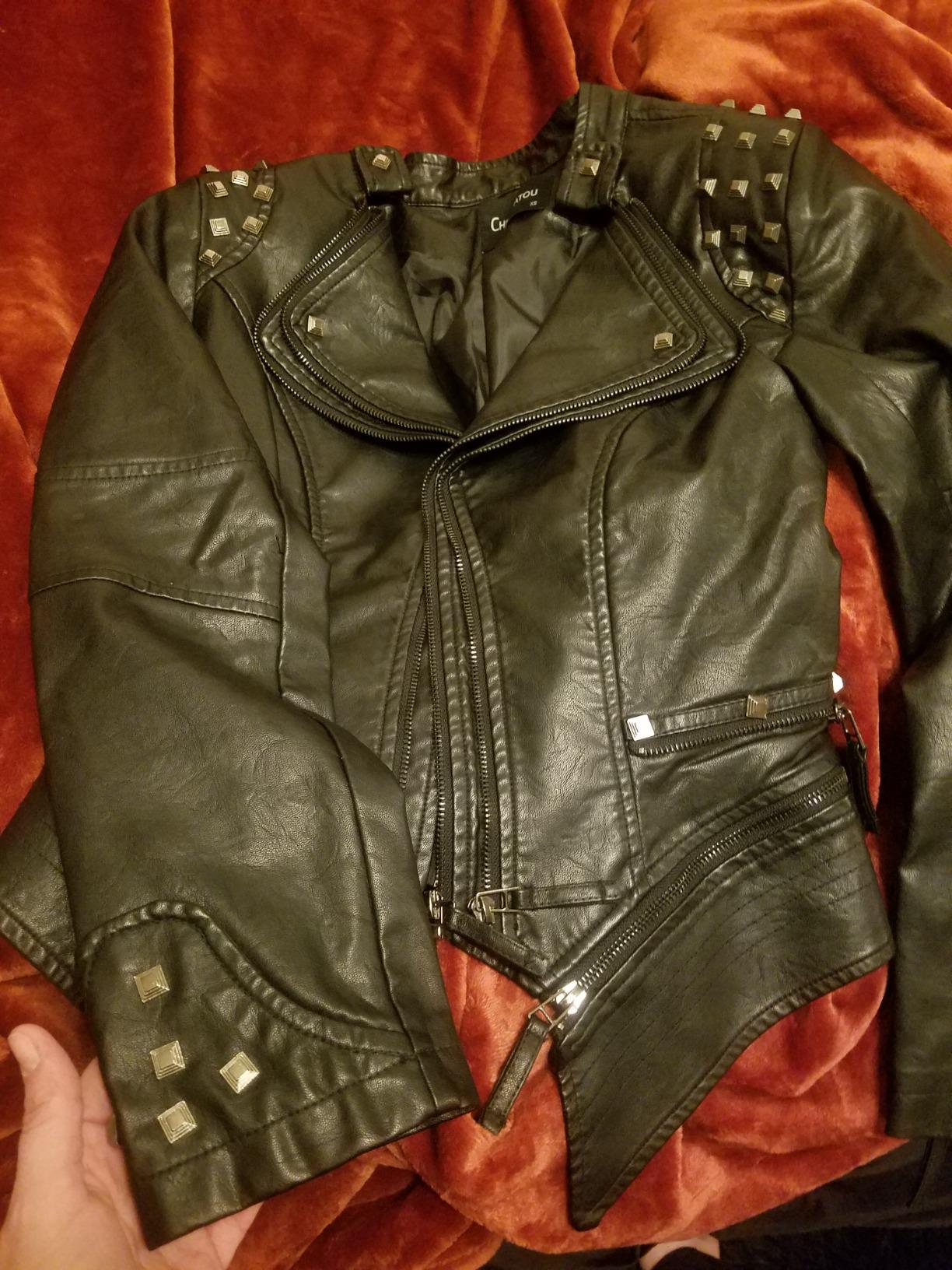 chouyatou Women's Fashion Studded Perfectly Shaping Faux Leather Biker Jacket customer photo 2