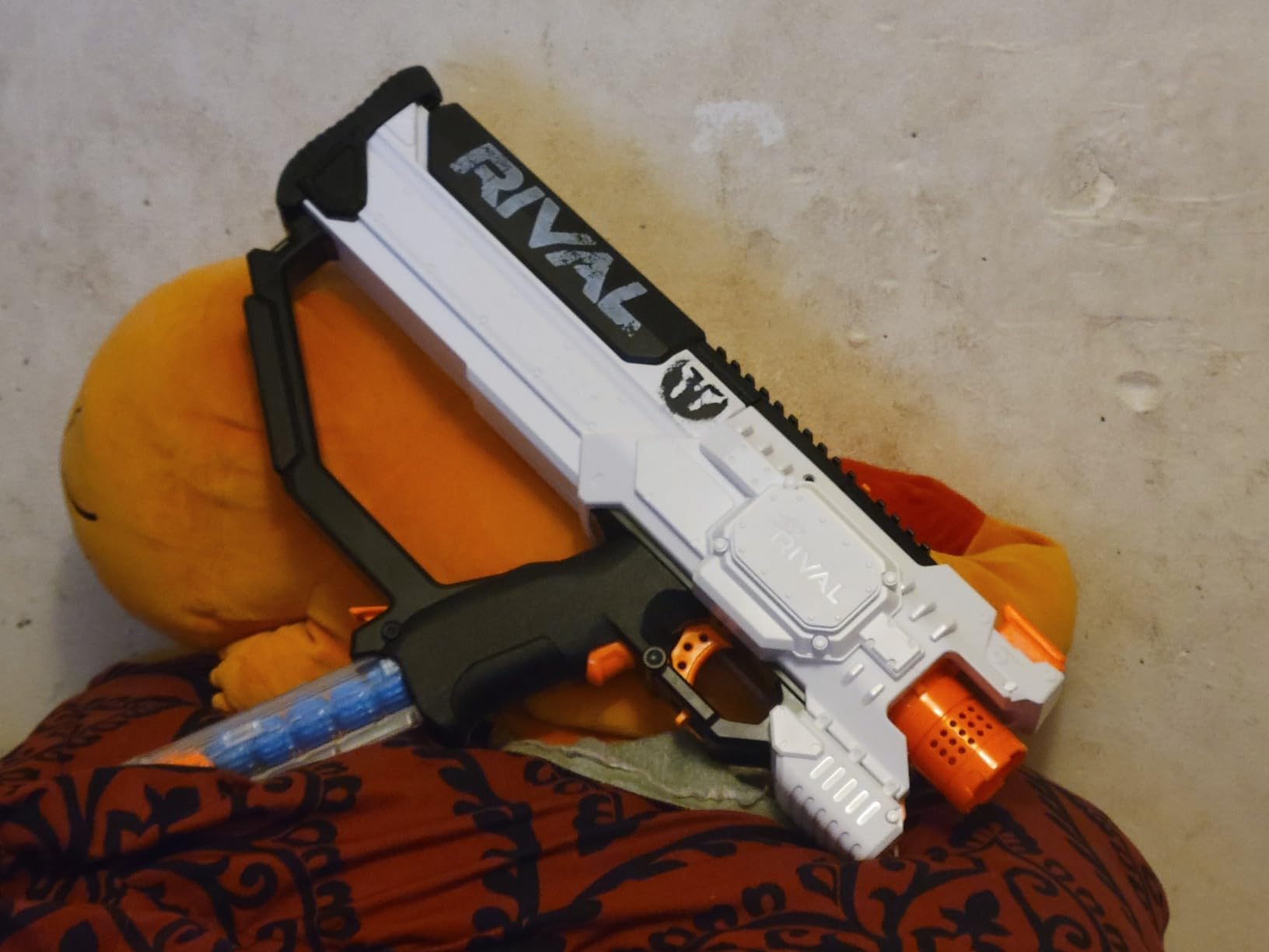 Nerf Rival Hera MXVII-1200 White Combat Blaster customer photo 2