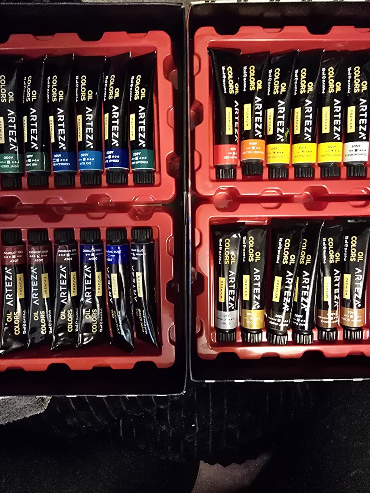 ARTEZA Oil Paint Set - 24 Multicolor Tubes (0.4 fl oz Each), Vibrant Oil-Based Paints for Canvas & Art Projects customer photo 1
