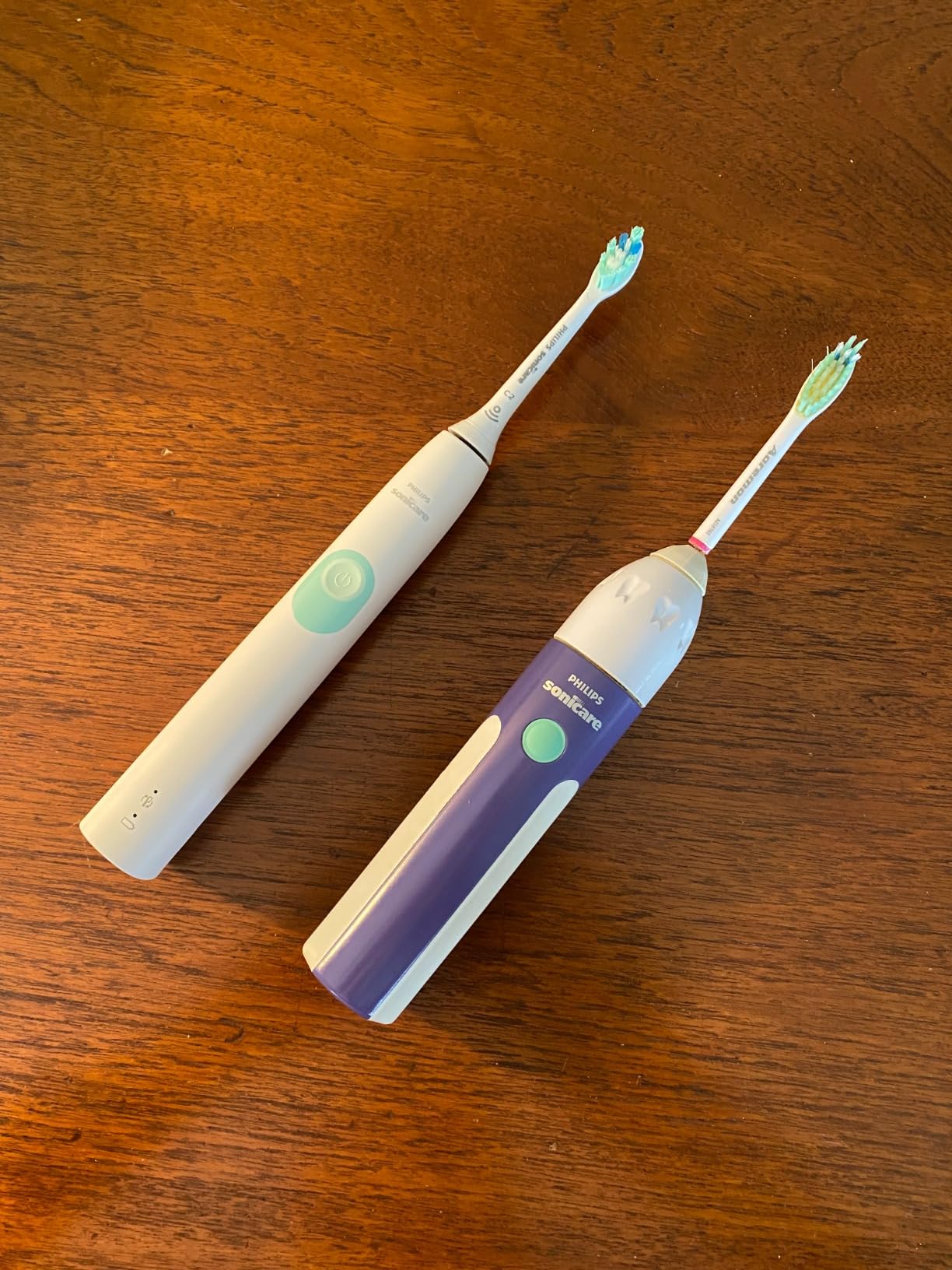 Sonicare ProtectiveClean 4100 Rechargeable Electric Toothbrush Packaging May Vary, White, 1 Count customer photo 2