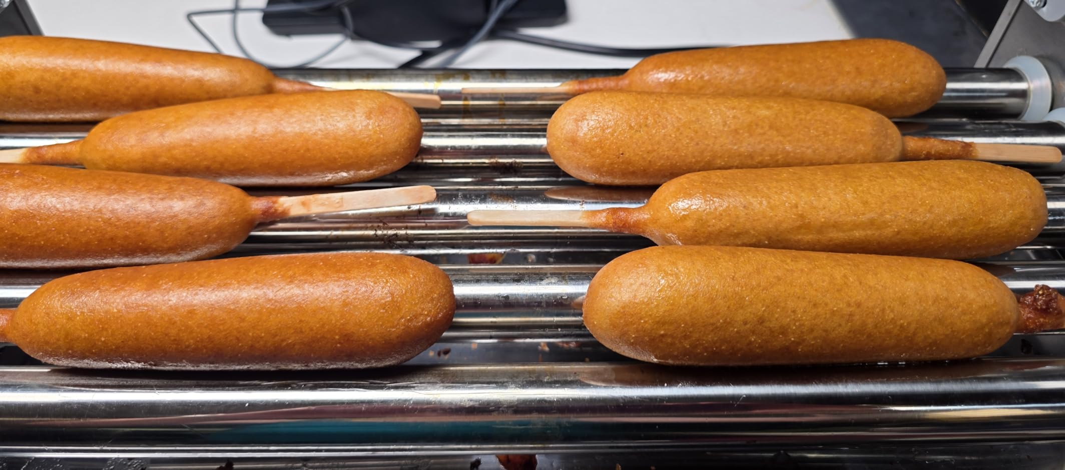 VIVO Electric 12 Hot Dog 5 Roller Grill Cooker Warmer, Stainless Steel, Commercial and Household 700W Machine, HOTDG-V005 customer photo 2