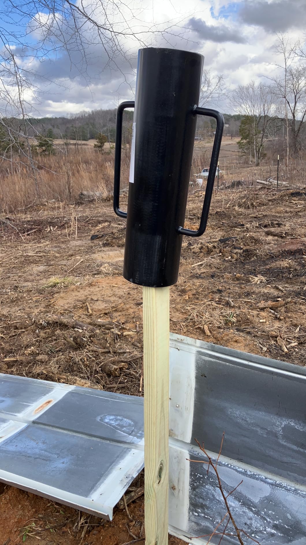 1 Pack 24 Inch Black Fence Post Driver with Handle 34LB Iron T Post Pole Pounder Hand Post Rammer for U Fence Post Wooden Post customer photo 2