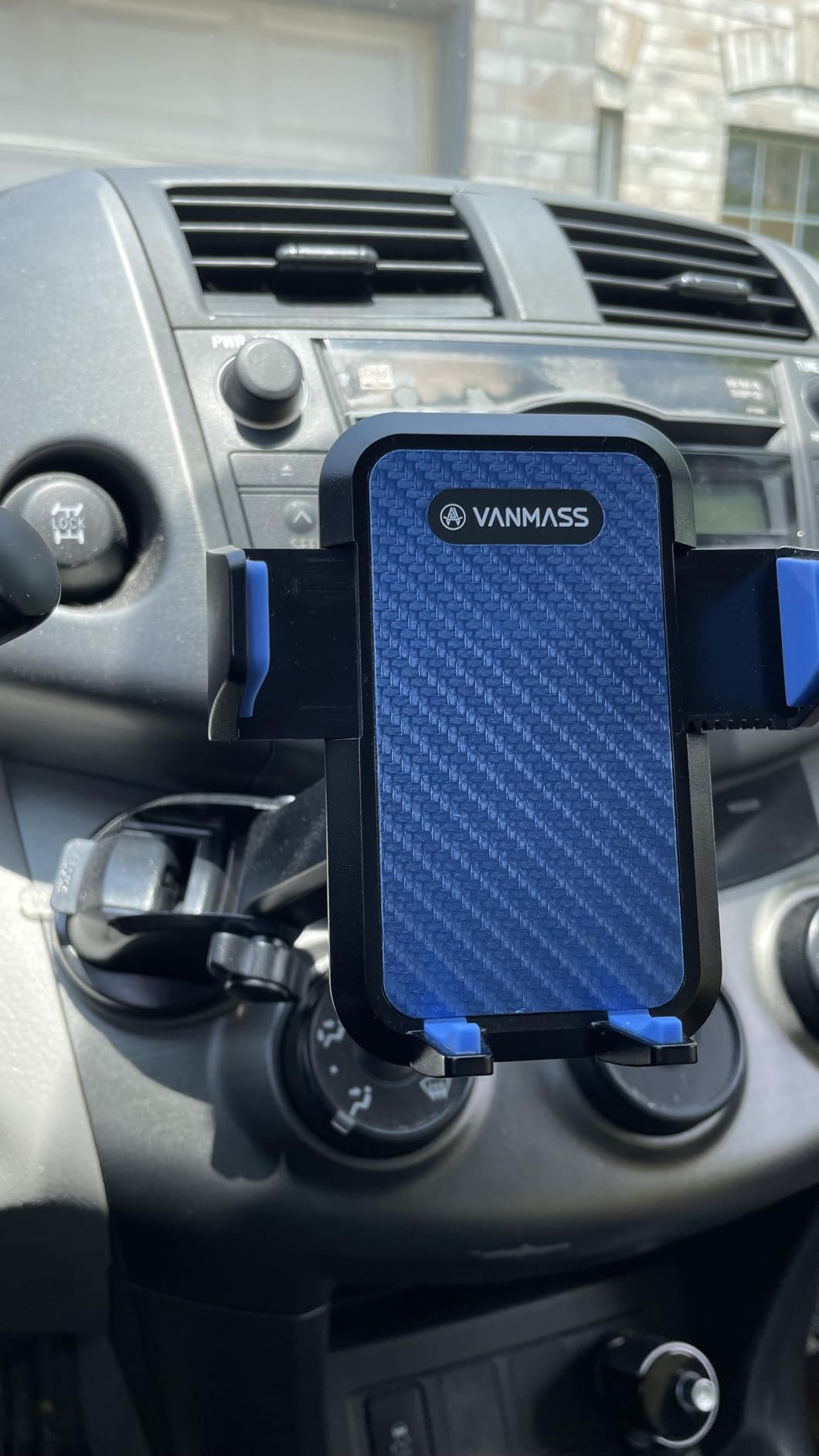 VANMASS【85+LBS Strongest Suction & Military-Grade Ultimate Car Phone Mount【Patent & Safety Certs】 Cell Phone Holder for Dash Windshield Vent for iPhone 17 Pro Max Automobile Accessory Kits,Ink Black customer photo 2