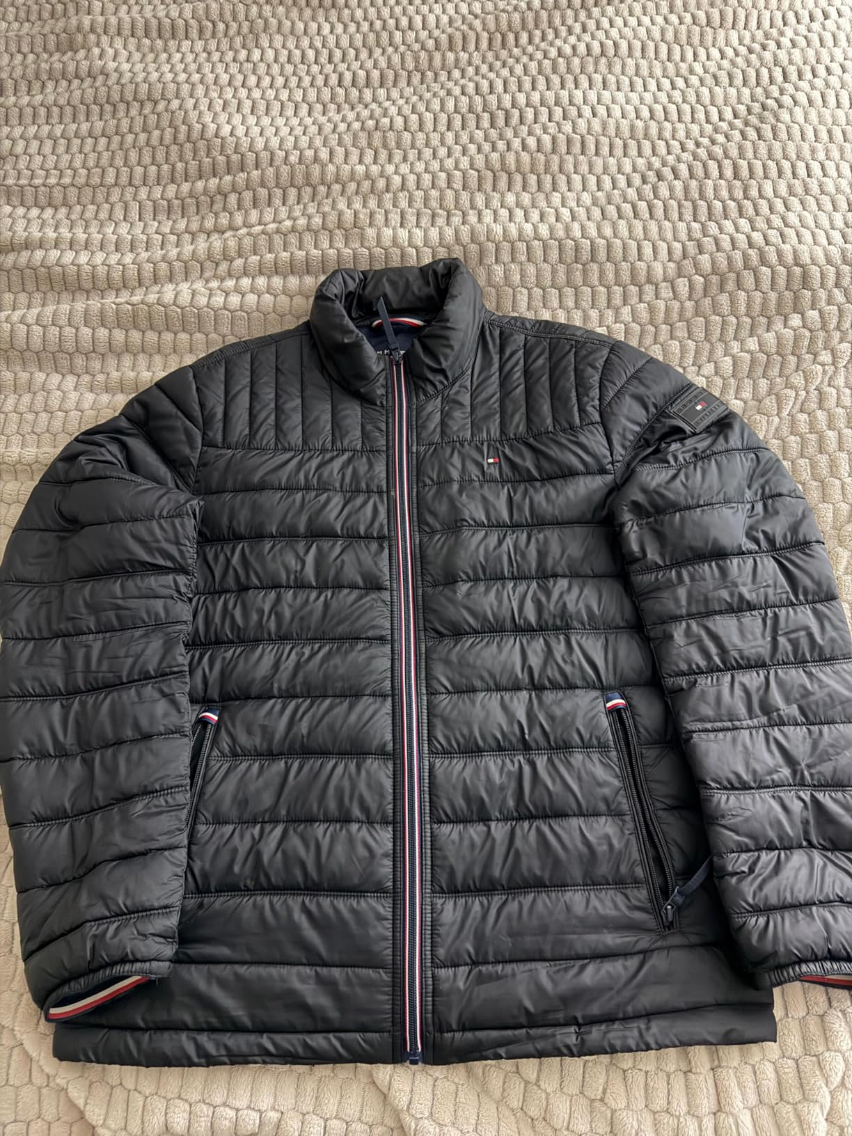 Tommy Hilfiger Mens Embroidered Logo Puffer Jacket customer photo 1