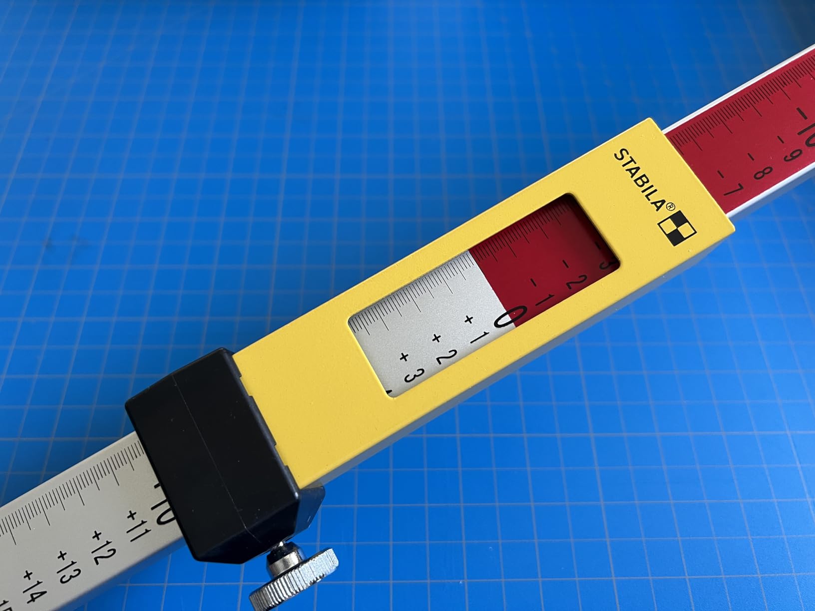 STABILA Hi/Lo Elevation Rod, 52 in to 7 ft, Imperial and Metric Scales, Cat. Number 07469 customer photo 1