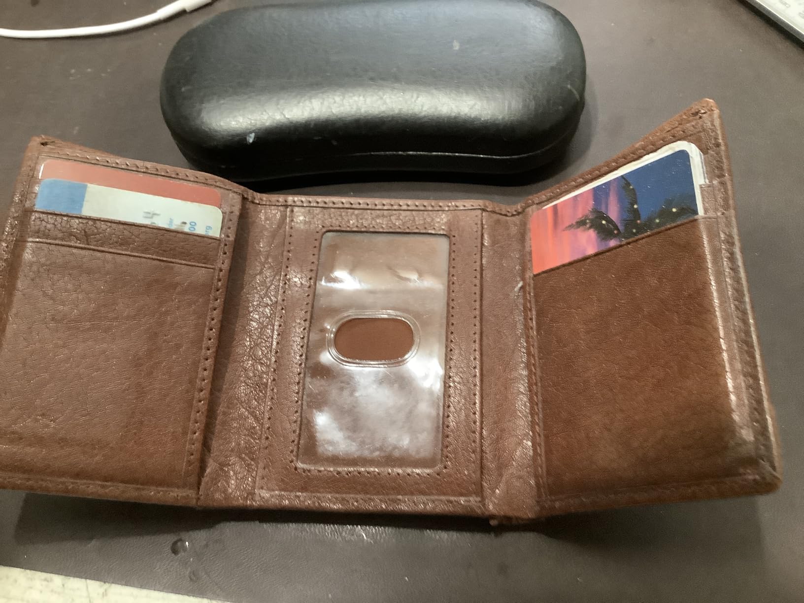 BULL GUARD Best Leather Men's RFID Trifold Wallet With ID Great Outdoor Wallet Durable Top Grain Leather Forest Brown, Double Cash Compartment with Secret Pocket, Compact & Secure Design, In Gift Box customer photo 1