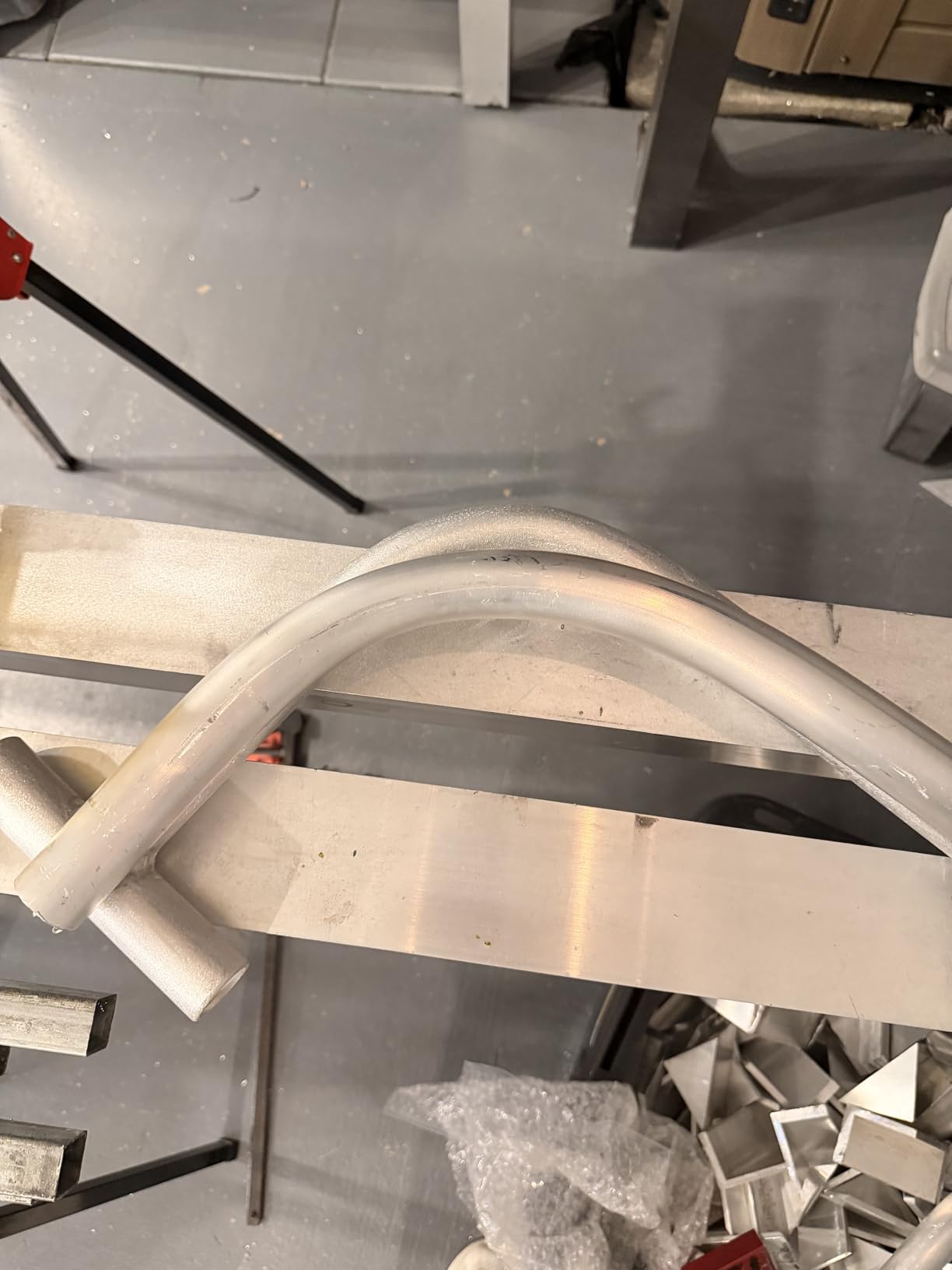 Speedway Motors 3rd Generation Hydraulic Round Tubing Bender with 1.50 Inch Die, 90 Degree Bends for Roll Cages, Frame Crossmembers & Chassis Tubing Fabrication customer photo 2
