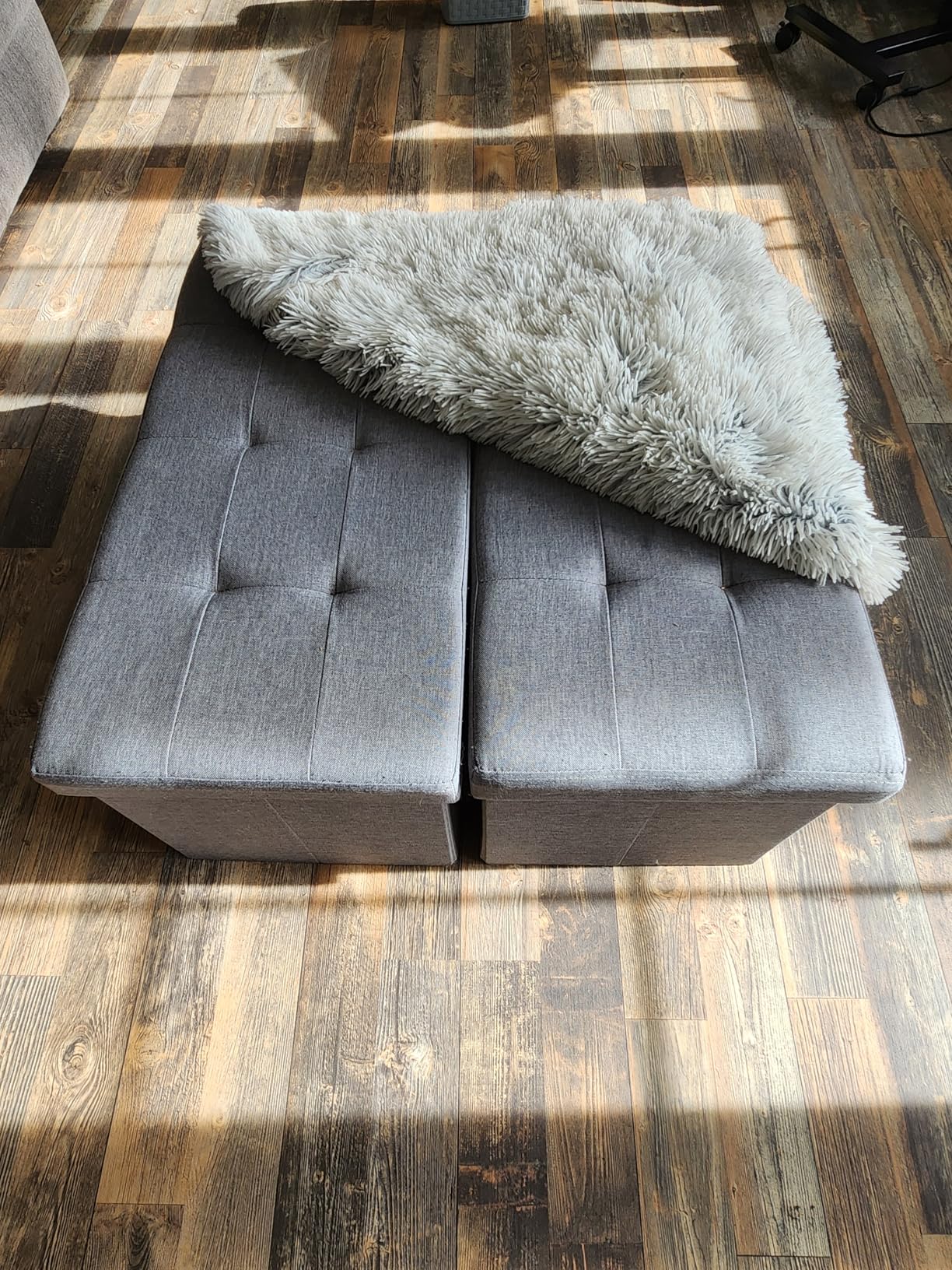 SONGMICS MAZIE Collection - 43 Inches Folding Storage Ottoman Bench, Ottoman Foot Rest, End of Bed Bench, Storage Chest, Load 660 lb, for Living Room, Bedroom, Entryway, Dark Gray ULSF77K customer photo 1