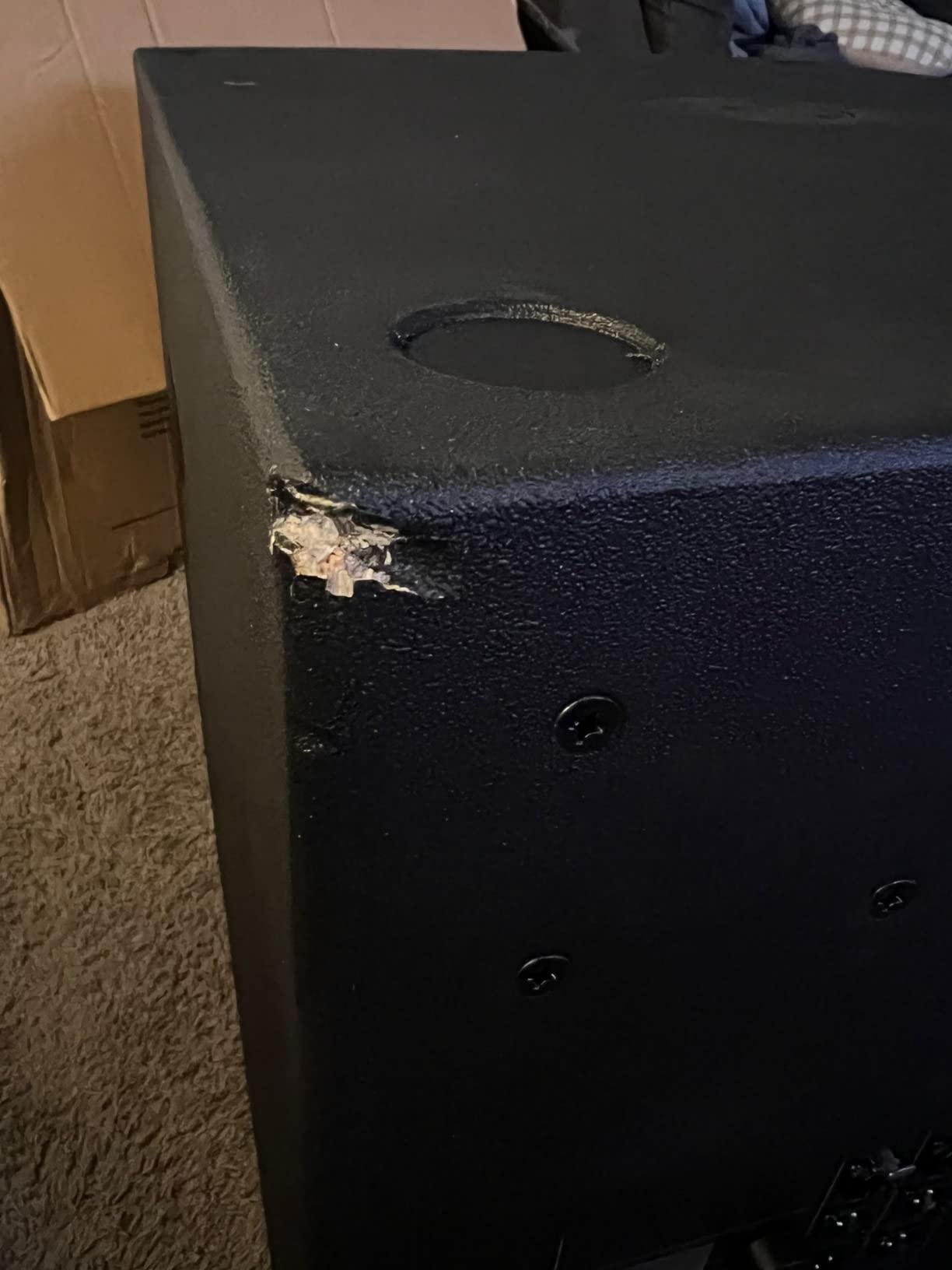 Mackie DRM Series, 18-Inch Stage Subwoofer with 2300W of Class-D Power (DRM18S) customer photo 1