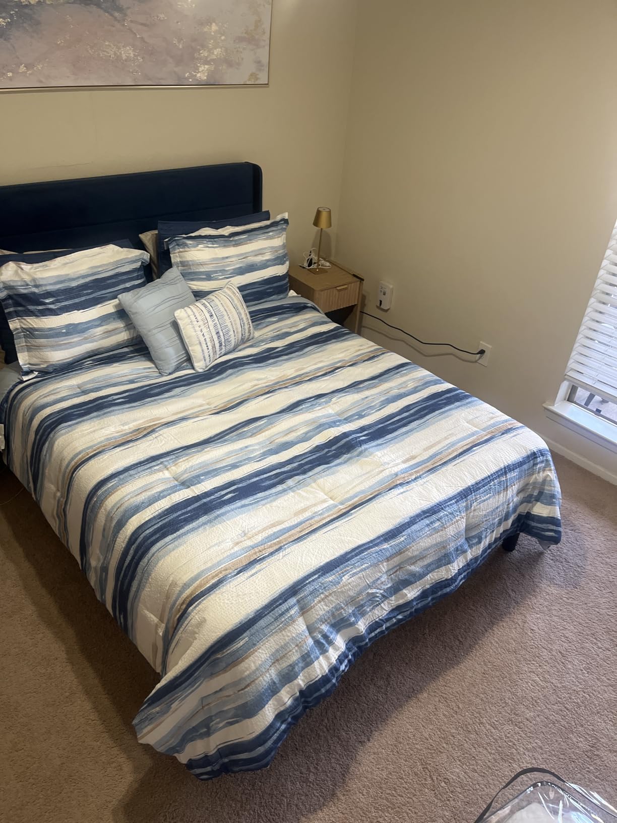 Madison Park Marina Comforter Quilt Combo Set - Modern Luxury Design, All Season Down Alternative Bedding, Matching Shams, Decorative Pillows, King/Cal King(104x92) Seersucker Blue 8 Piece customer photo 2