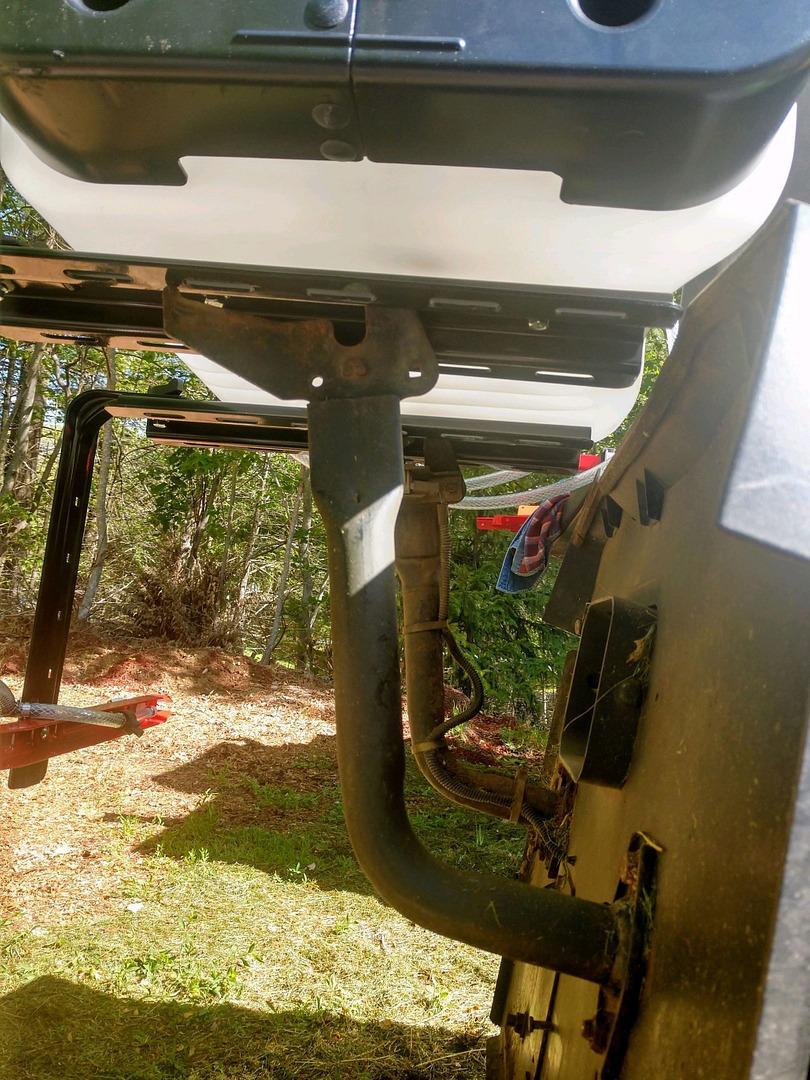 NorthStar ATV Broadcast and Spot Sprayer with 2-Nozzle Boom, 16 Gallon, 2.2 GPM, 12V, 70 PSI, NSQ Series On-Demand Pump customer photo 1