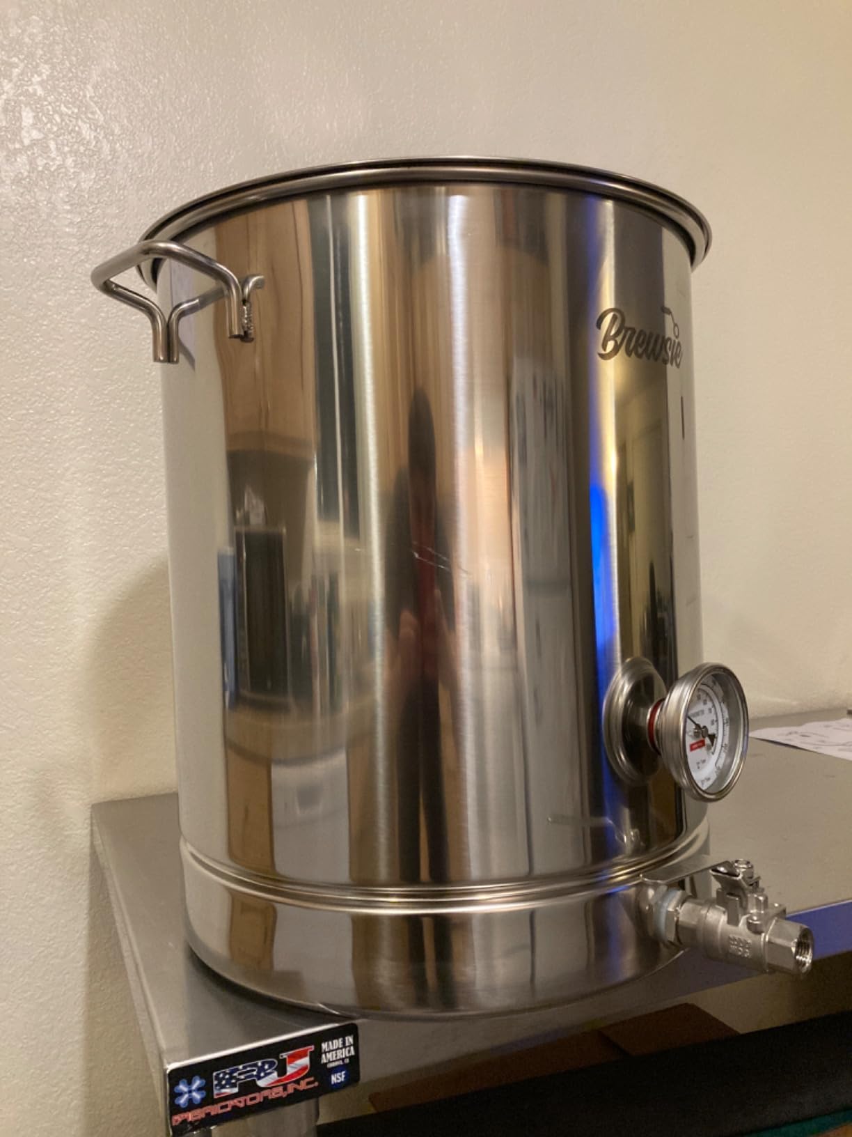 BREWSIE Stainless Steel Home Brew Kettle w/Dual Filtration. Equip with False Bottom Thermometer and Ball Valve for Brewing (10 Gal/ 40 Quart) customer photo 1