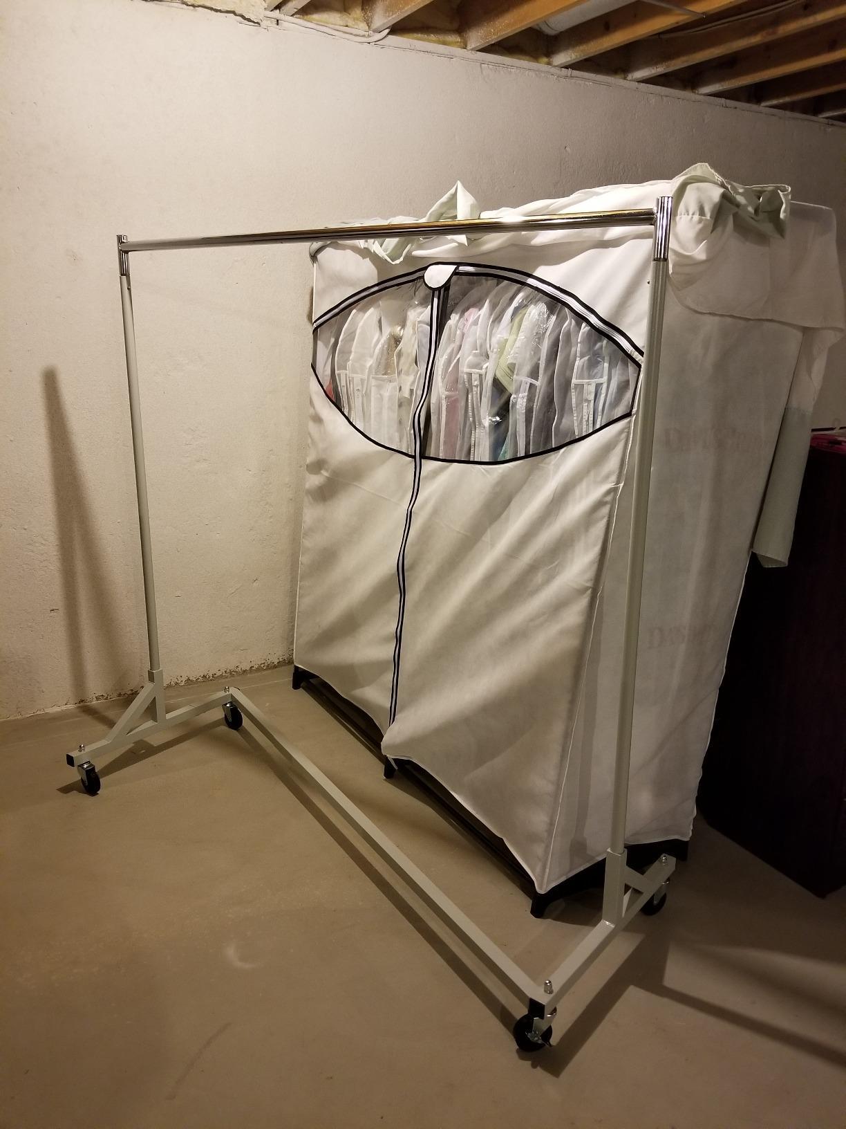 Simple Houseware Industrial Grade Z-Base Garment Rack, 500lb Load with 63 Inches Extra Long Bar, Black customer photo 2