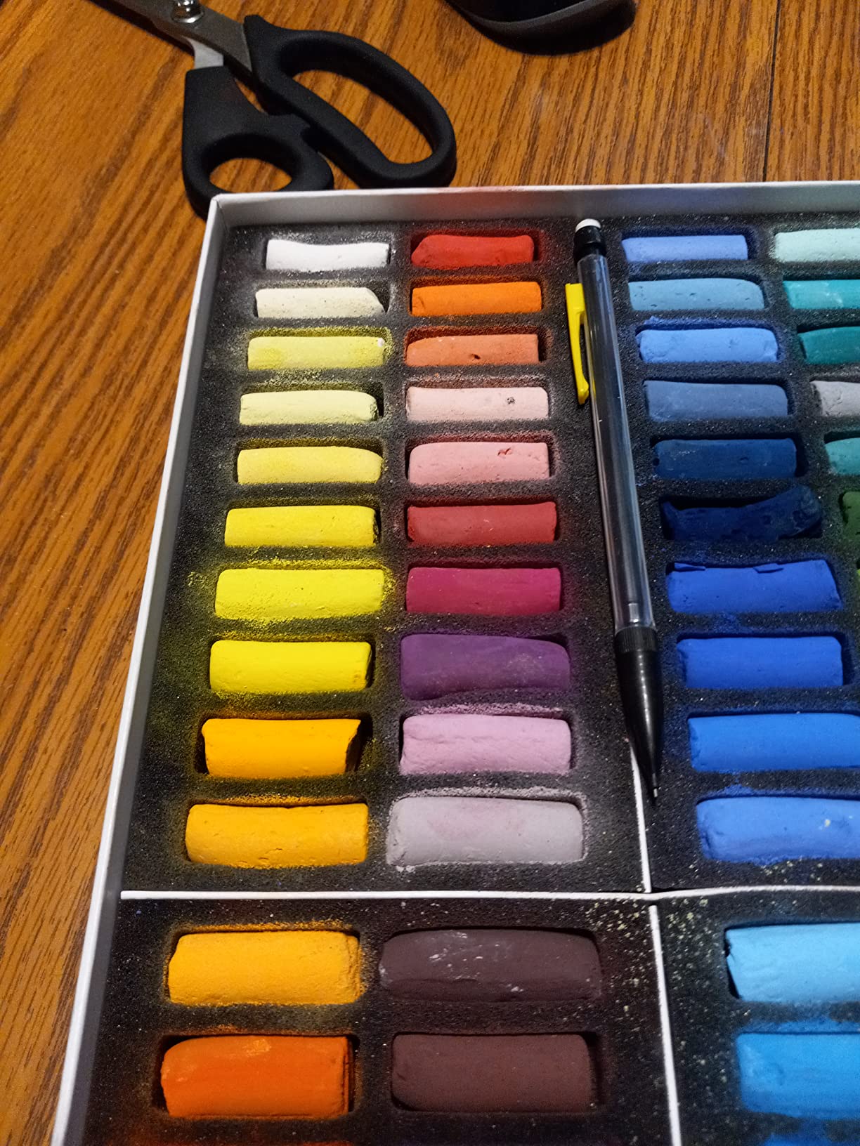 SENNELIER Extra-Soft French Half Pastel Professional Artist Box Set, 40-Colors customer photo 1