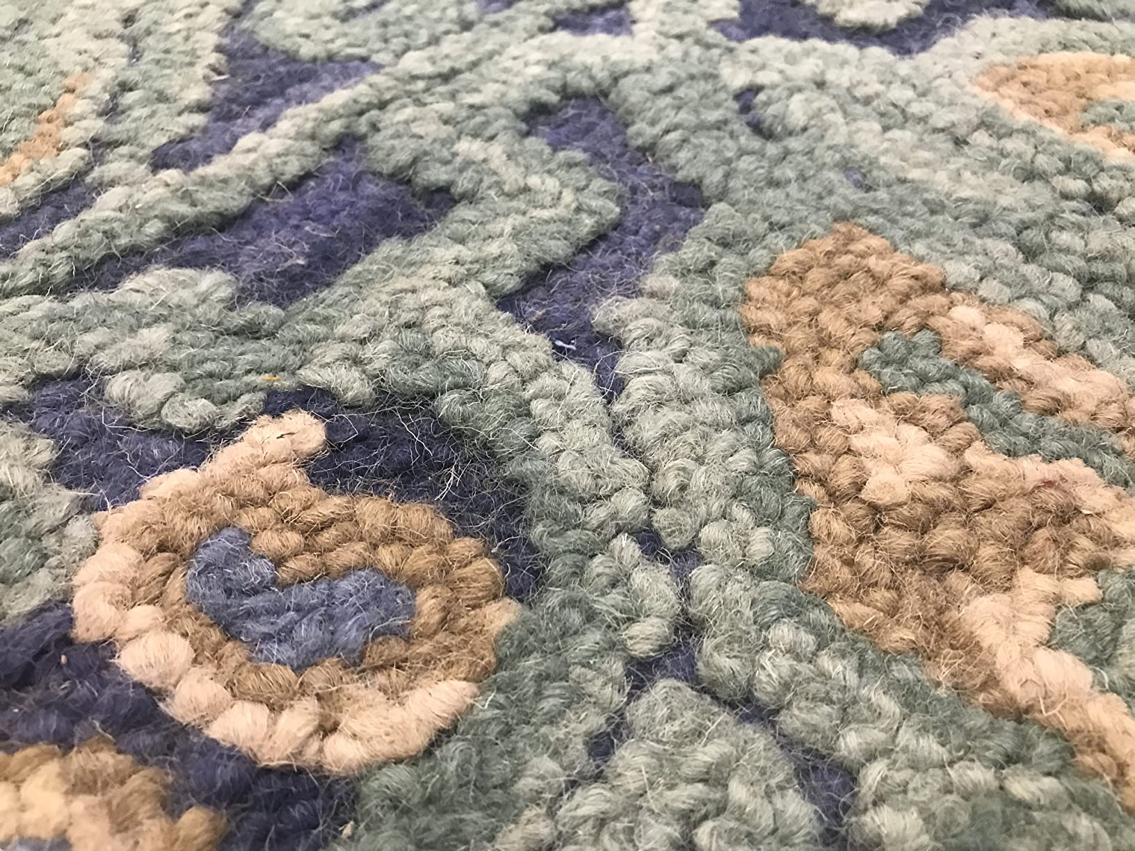 SAFAVIEH Blossom Collection Area Rug - 9' x 12', Navy & Green, Handmade Boho Fringe Wool, Ideal for High Traffic Areas in Living Room, Bedroom (BLM422A) customer photo 1