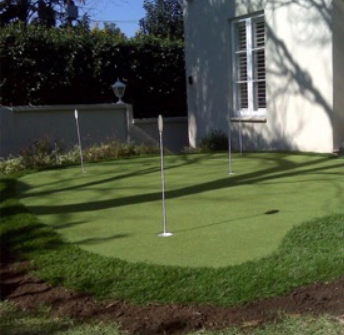 Pro Putting Green Golf Artificial Grass Turf - Indoor Outdoor Golf Training Mat customer photo 1