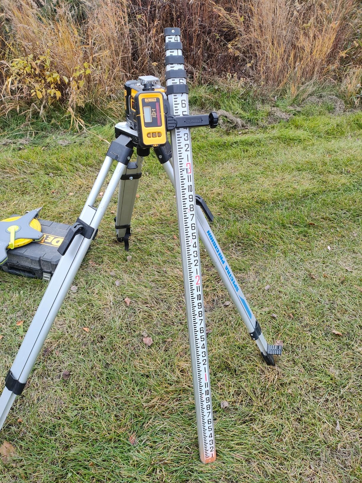 Firecore 16-Foot Aluminum Grade Rod - 10ths, 5 Sections Telescopic with Bubble Level-FLR500B customer photo 2