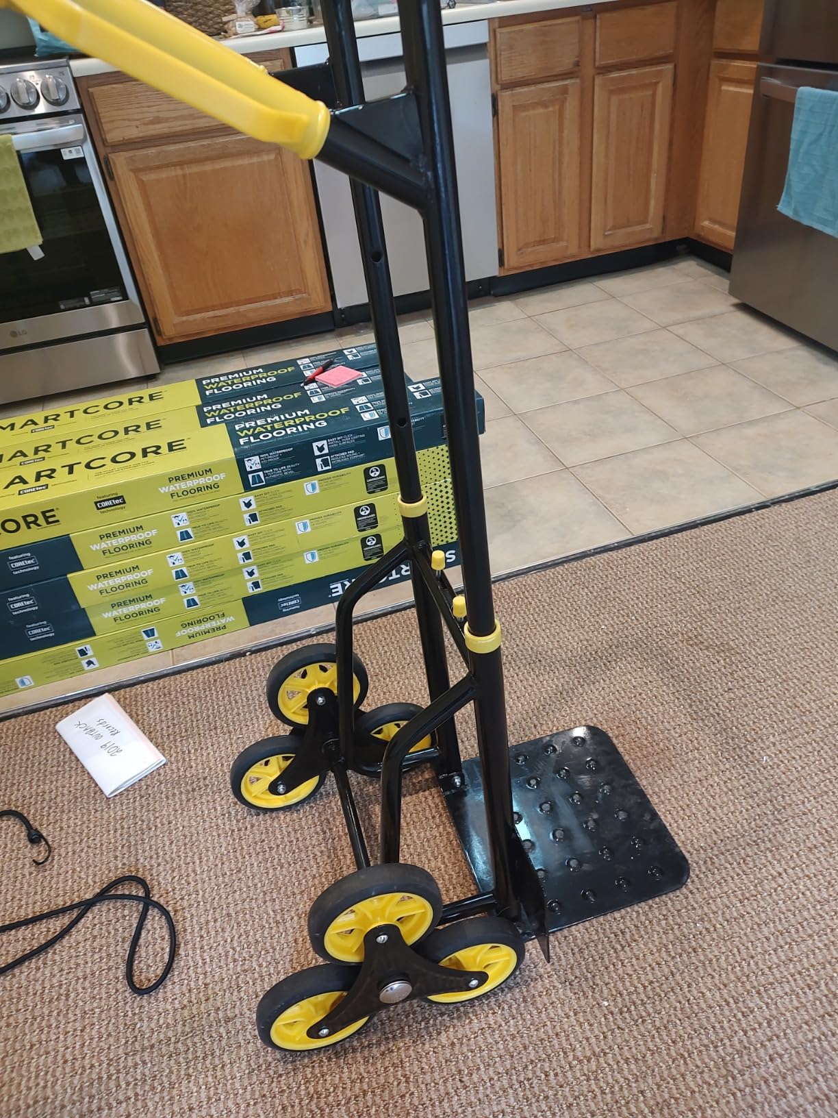 Mount-It! Stair Climbing Dolly for Moving, Heavy-Duty Hand Truck for Stairs with 6 Wheels, Folding Stair Climber Cart with Telescoping Handle, 330 lb Flat / 265 lb Stair Capacity customer photo 1