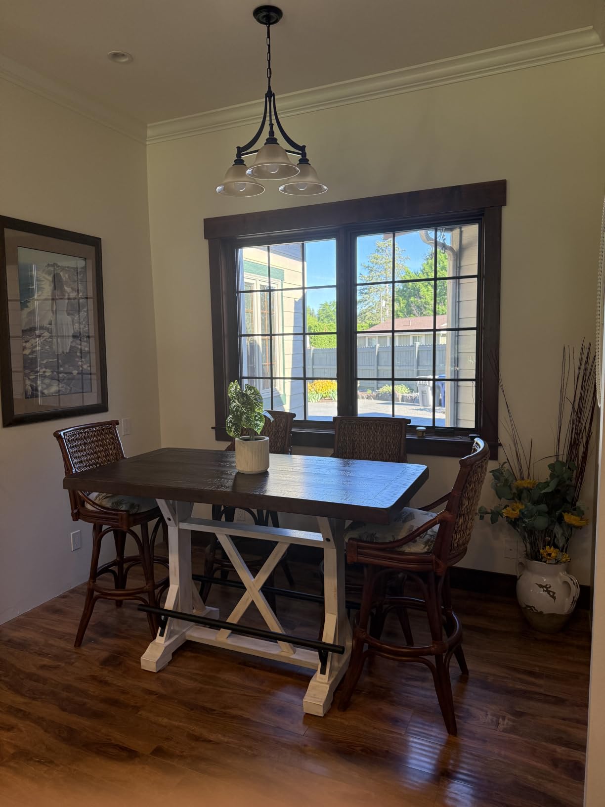 Signature Design by Ashley Valebeck Extendable Dining Room Table, Rustic Farmhouse Dining Table with Leaf Extension, Seats Up to 8, Vintage White/Brown customer photo 2