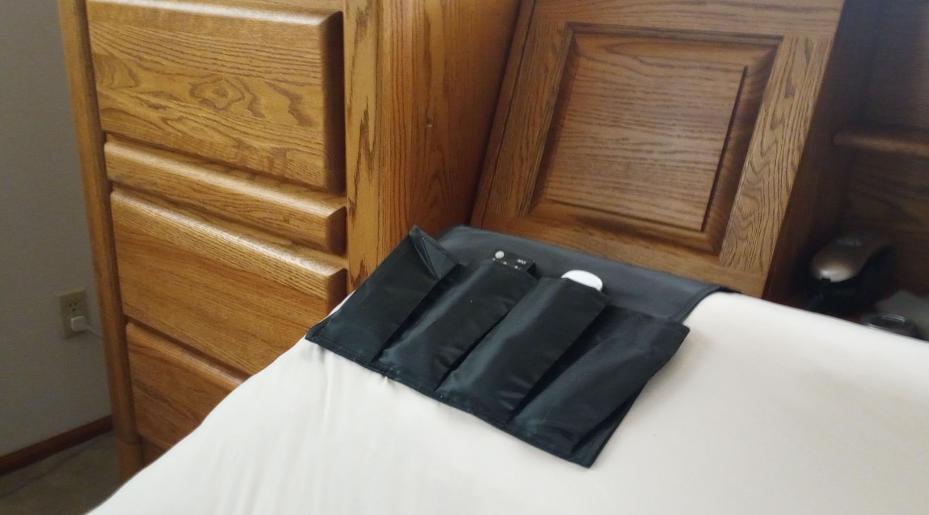 Lucid L150 Adjustable Bed Frame - Head & Foot - Wireless Remote, Twin XL customer photo 2