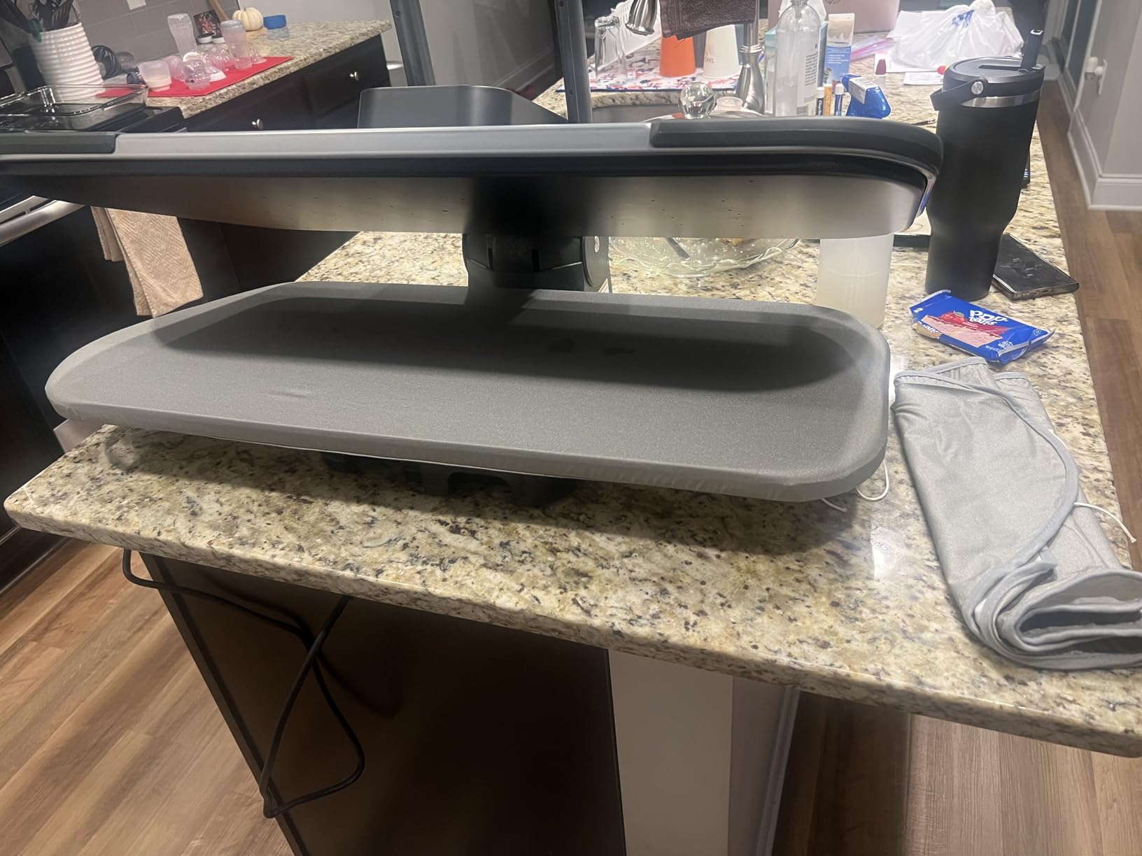 SINGER Intelligent Steam Press (1500W) | Professional Steamer with 26