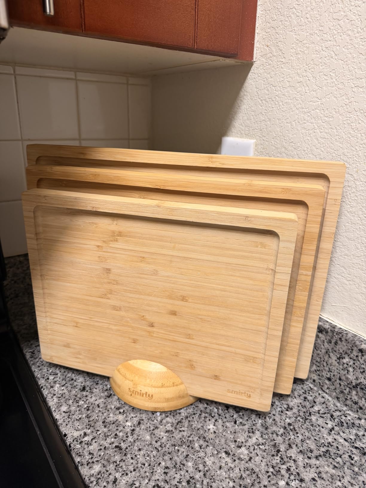 SMIRLY Bamboo Cutting Boards for Kitchen - Wood Cutting Board for Meal Prep, Serving, Charcuterie - Kitchen Gadgets, House Warming Gifts - Wooden Chopping Board Set of 3 with Holder - Natural Bamboo customer photo 2