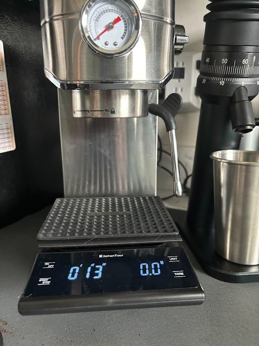 KitchenTour Coffee Scale with Timer 3kg/0.1g High Precision Pour Over Drip Espresso Scale with Back-Lit LCD Display (Batteries Included) customer photo 1